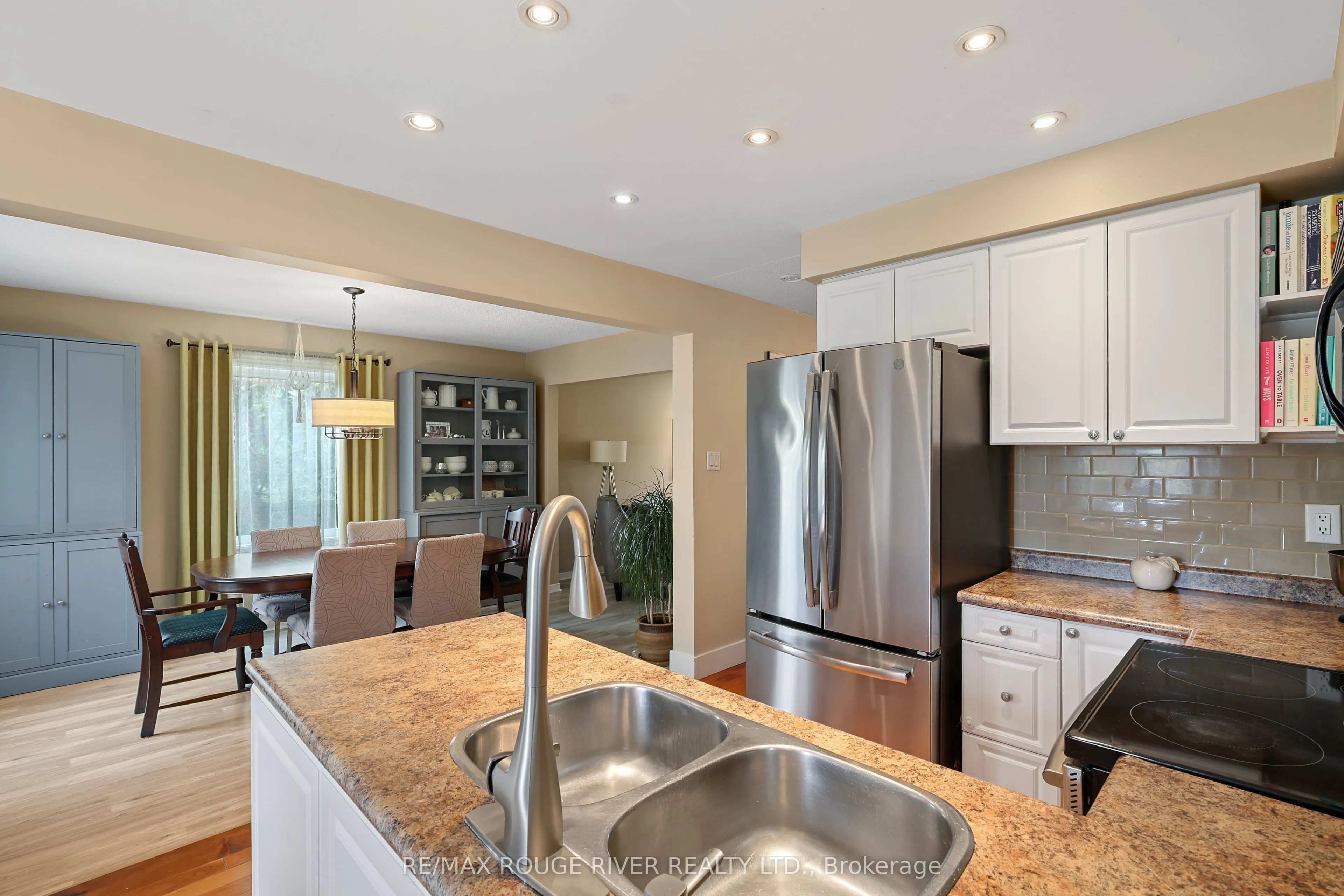 648 Cognac Crescent