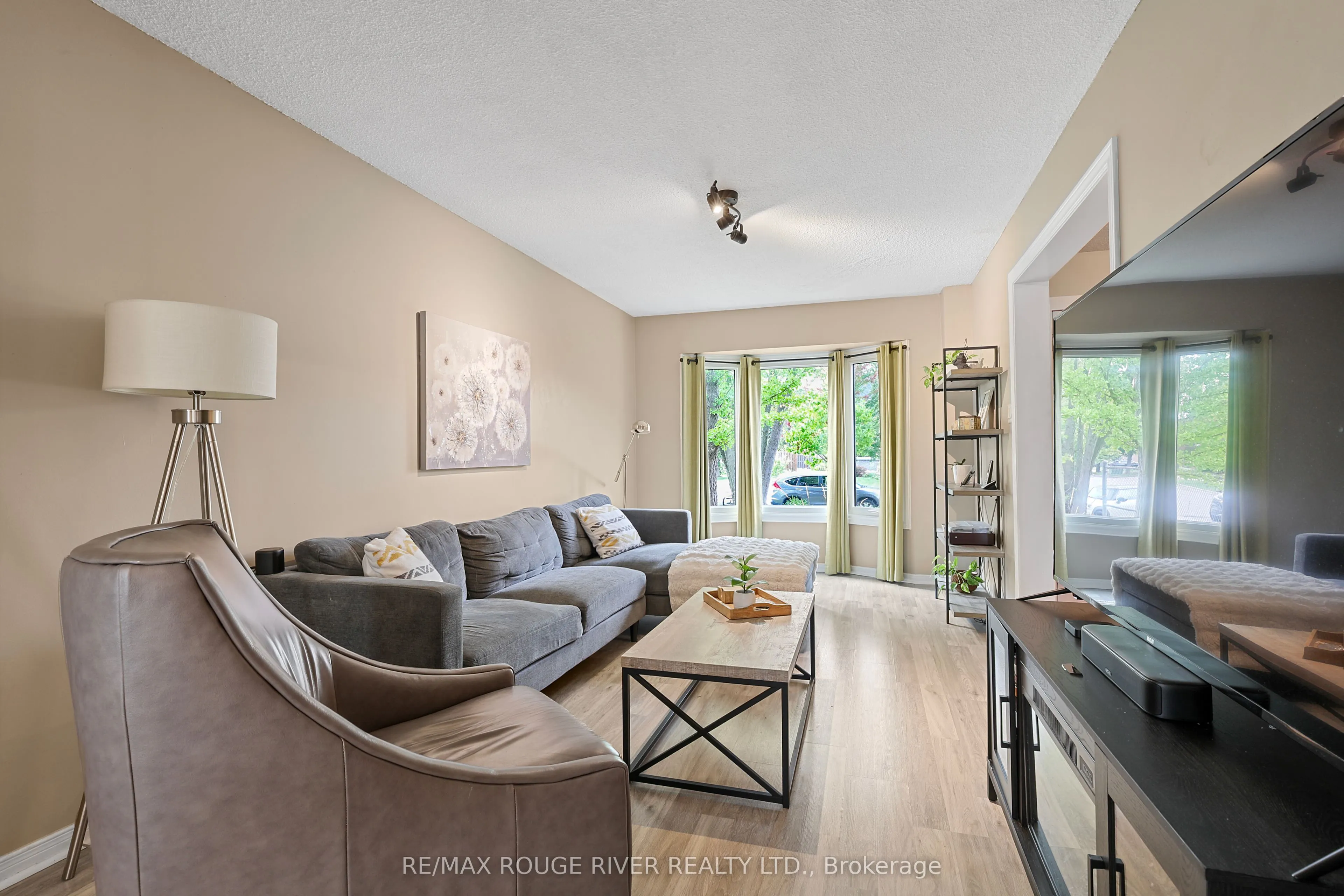 648 Cognac Crescent