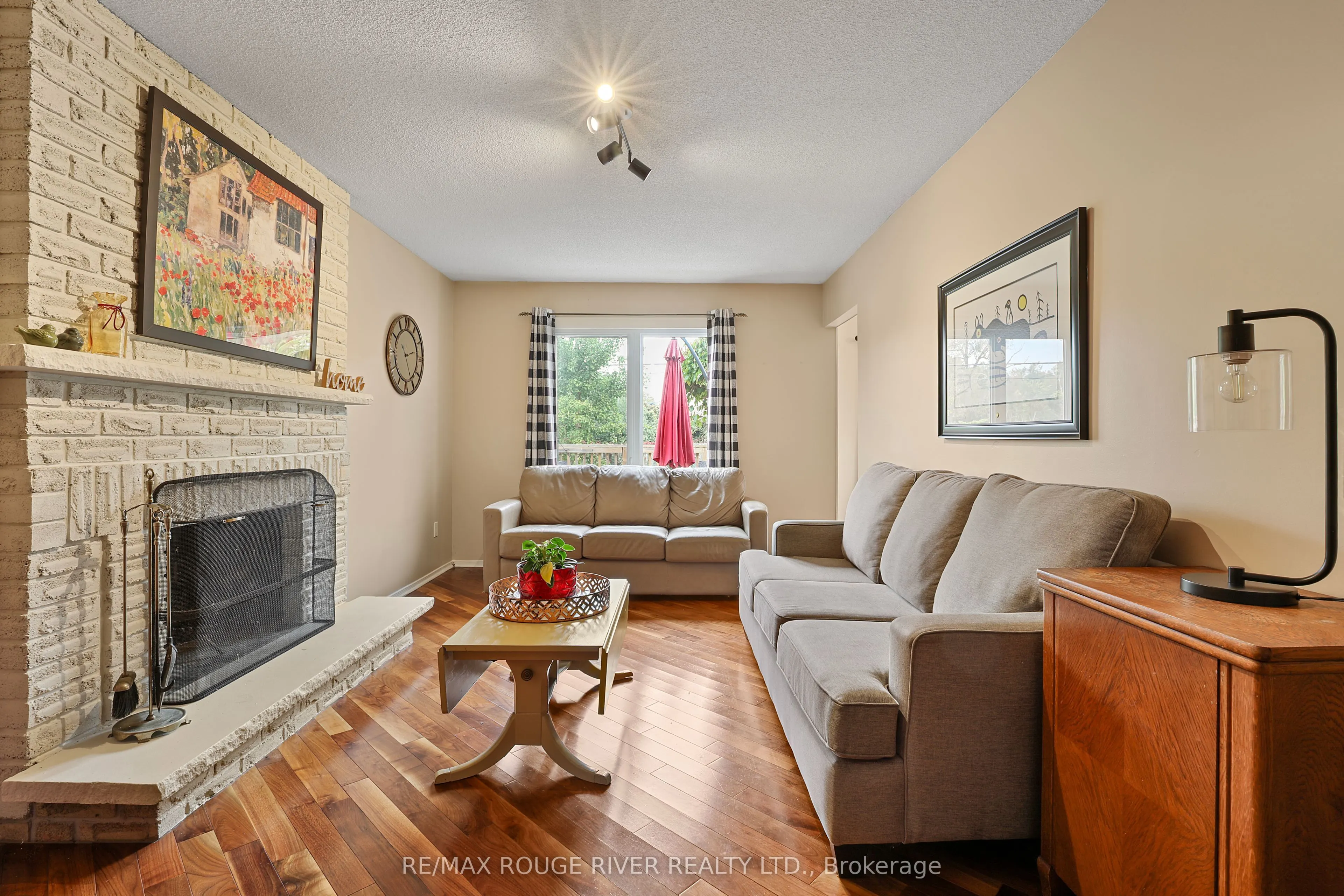 648 Cognac Crescent
