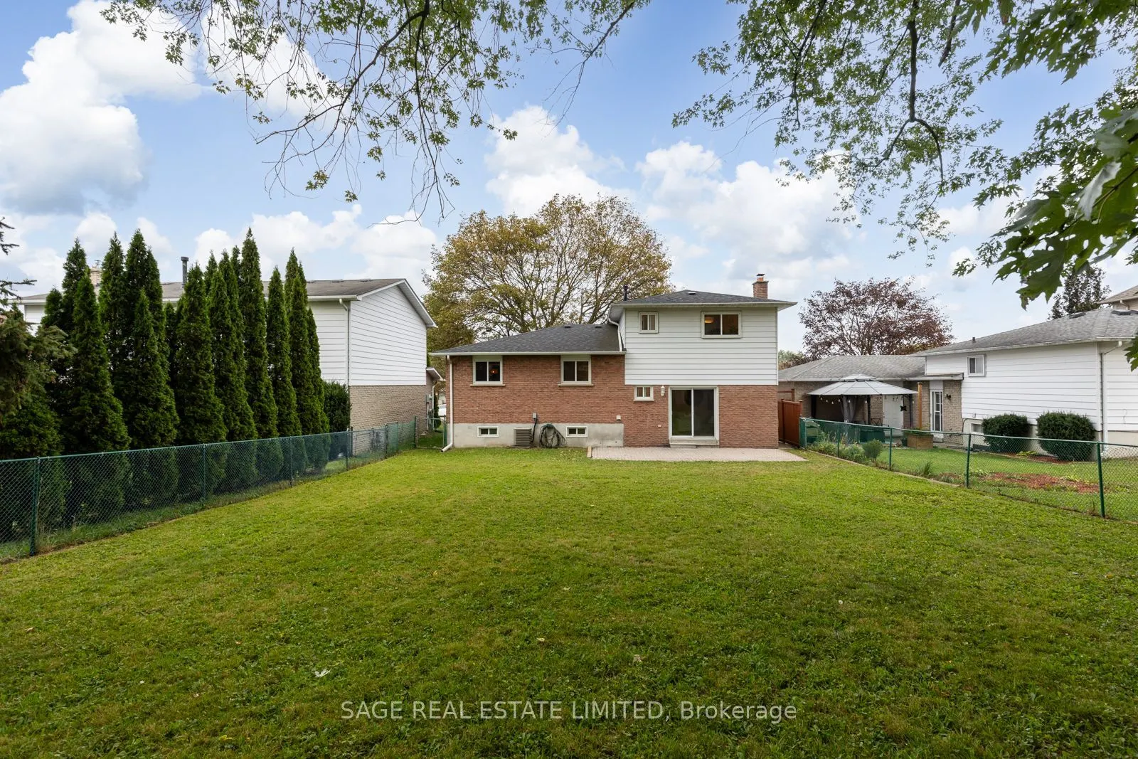 83 Waverley Road
