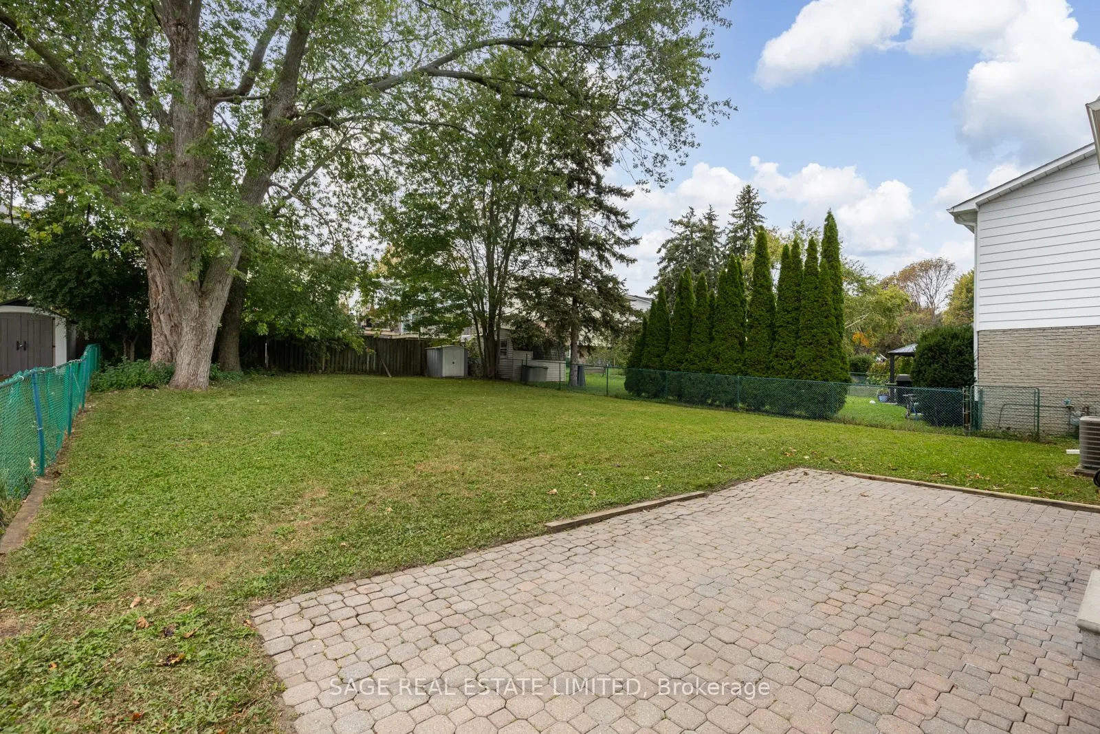 83 Waverley Road