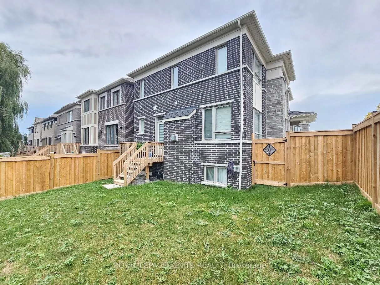 3250 Chimney Swift Crescent