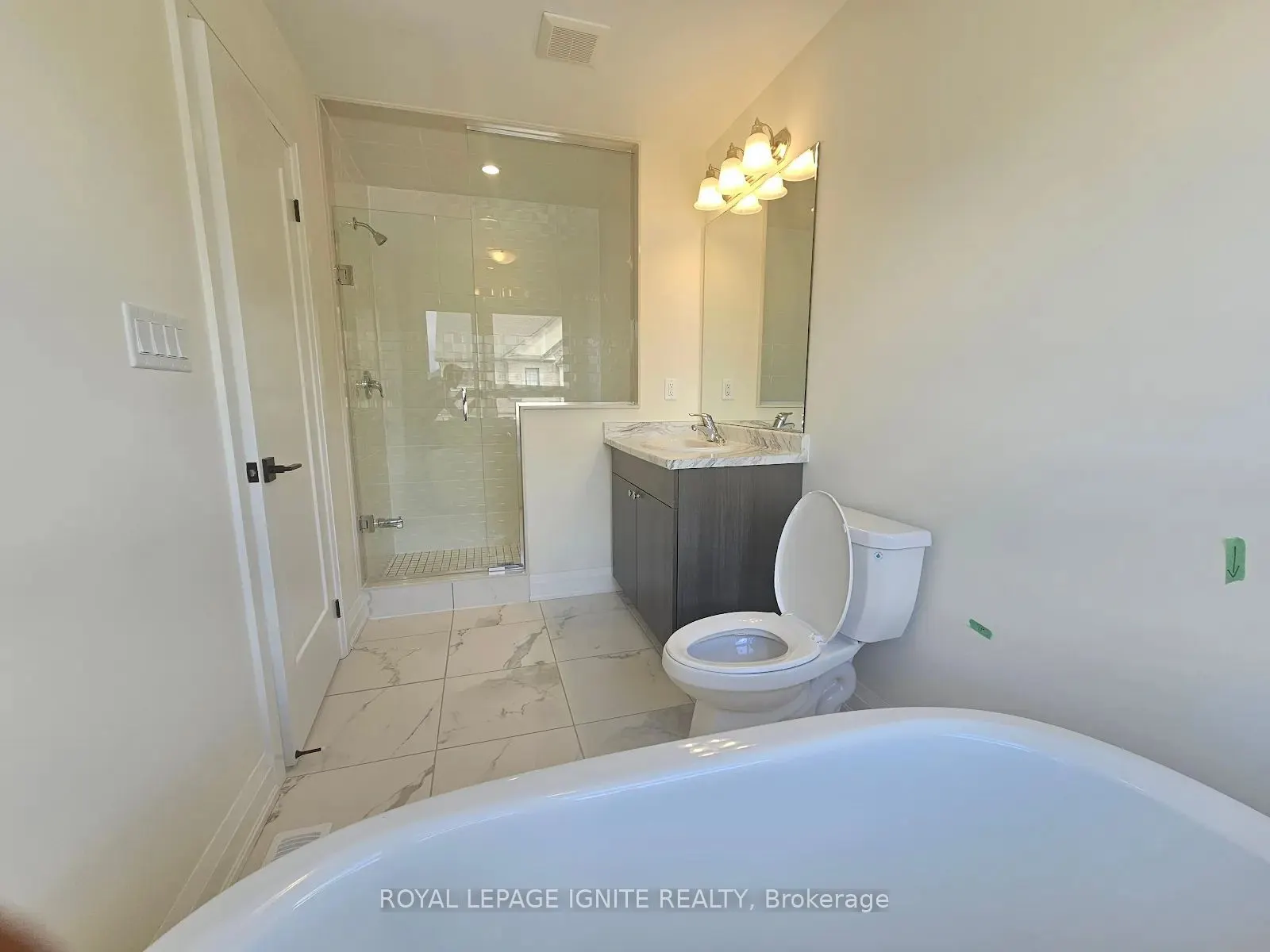 3250 Chimney Swift Crescent