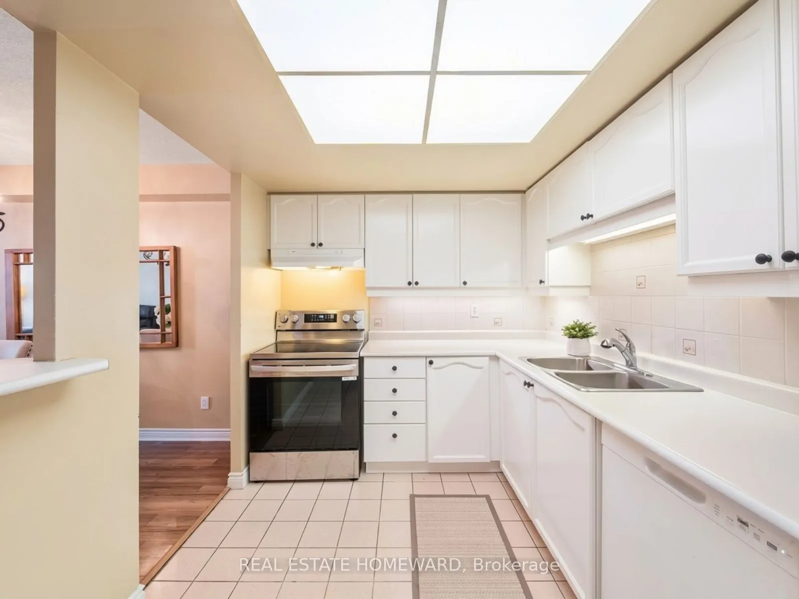 1091 Kingston Road #624