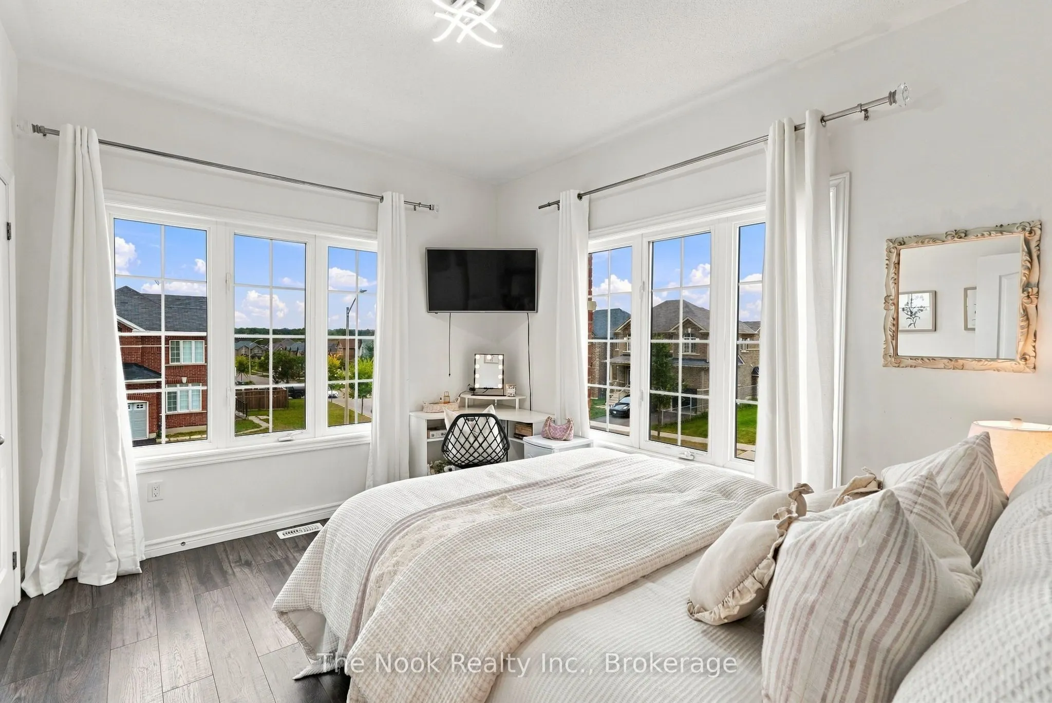 115 Noden Crescent