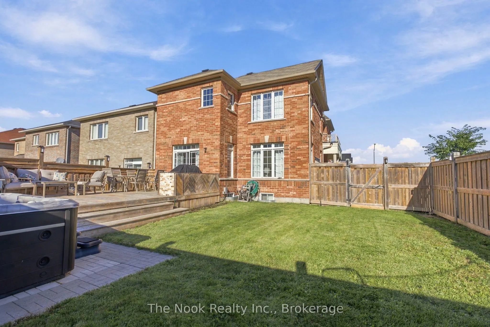 115 Noden Crescent