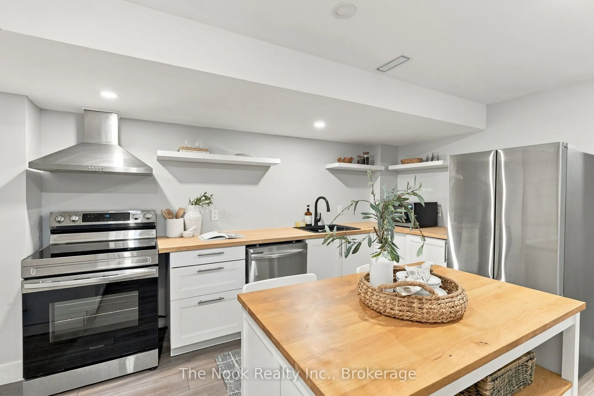 115 Noden Crescent