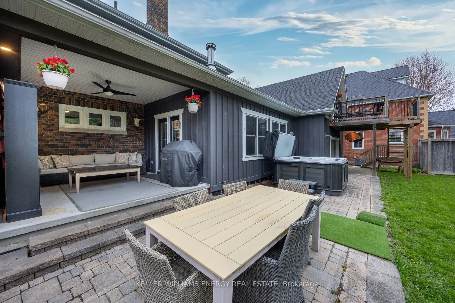 239 Perry Street