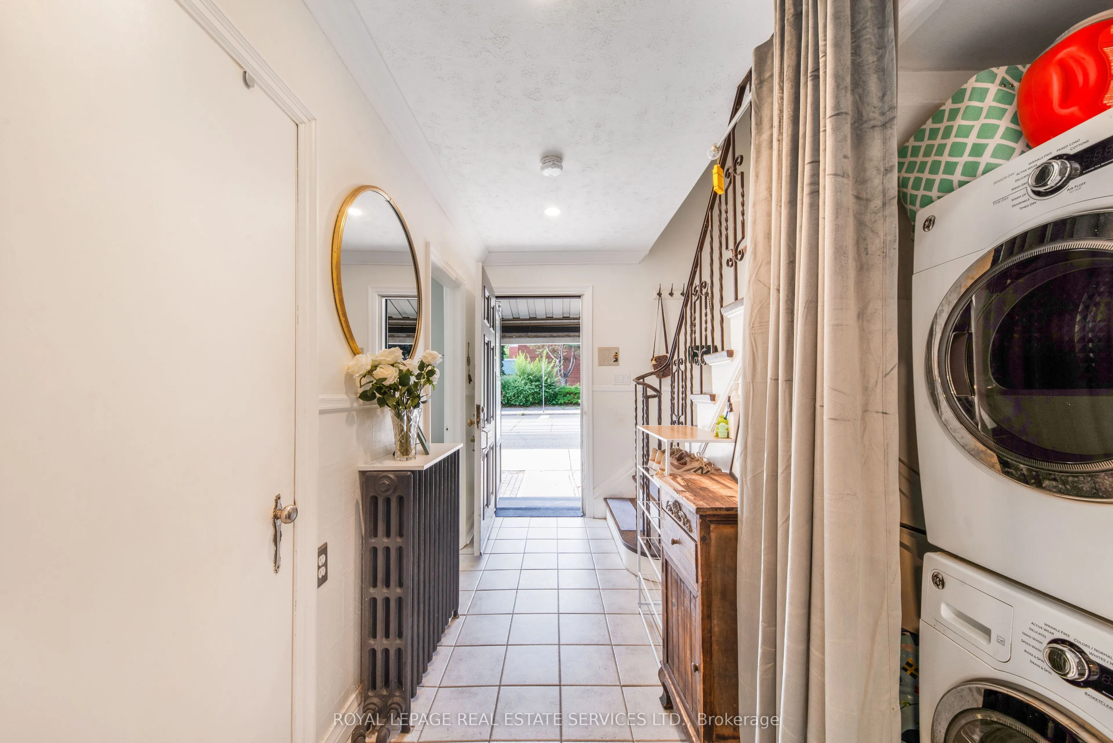 761 Kingston Road