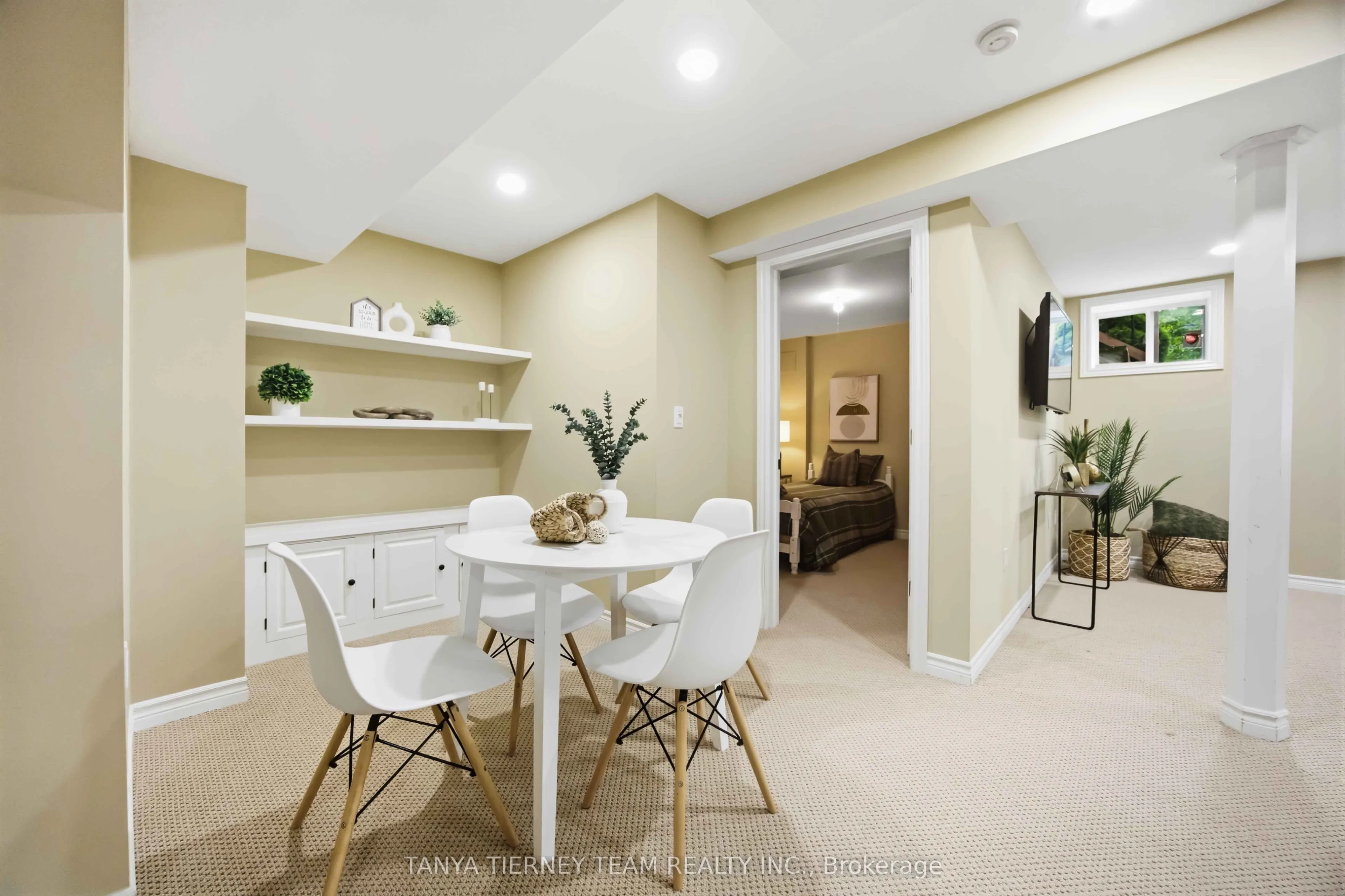 17 Cody Avenue