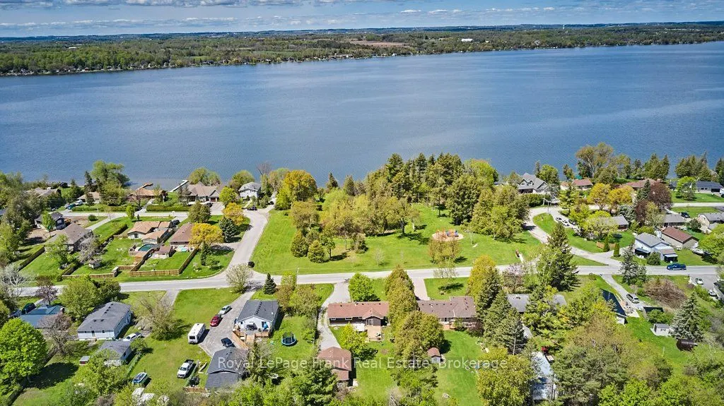 34 Pleasant View Avenue
