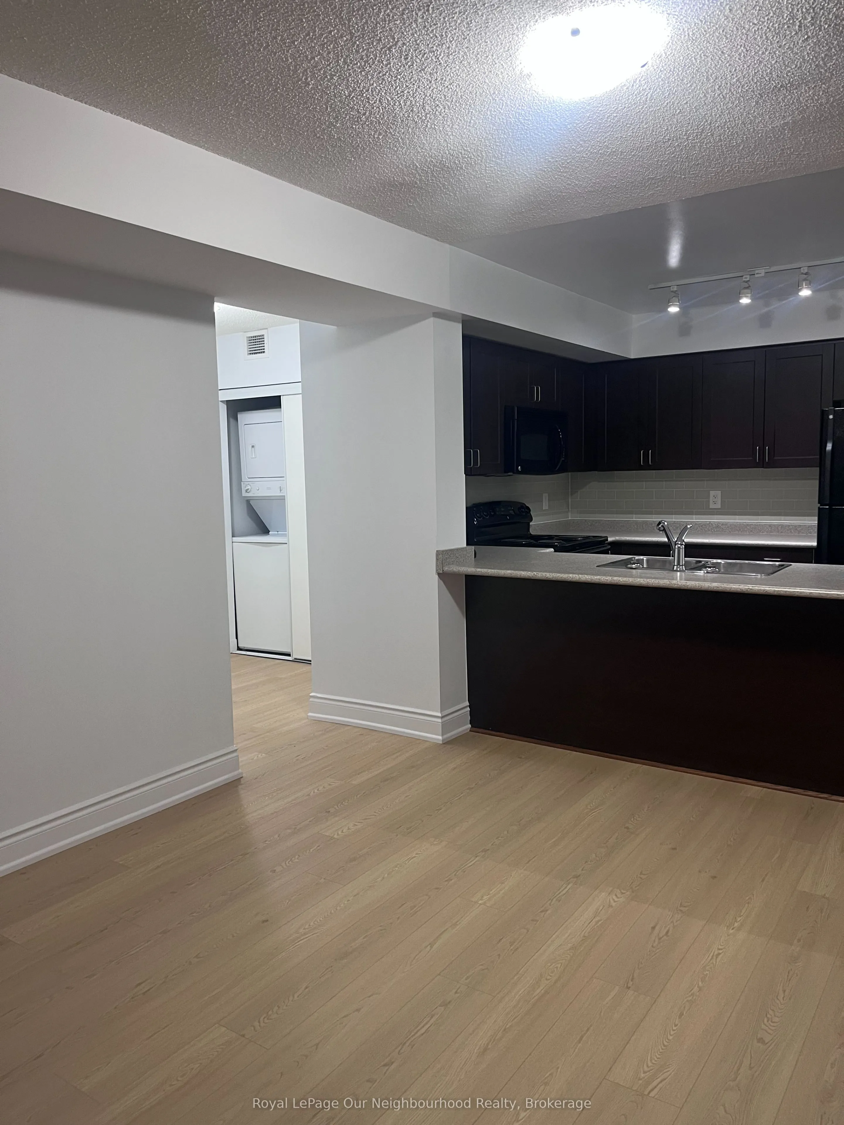 1600 Charles Street #402