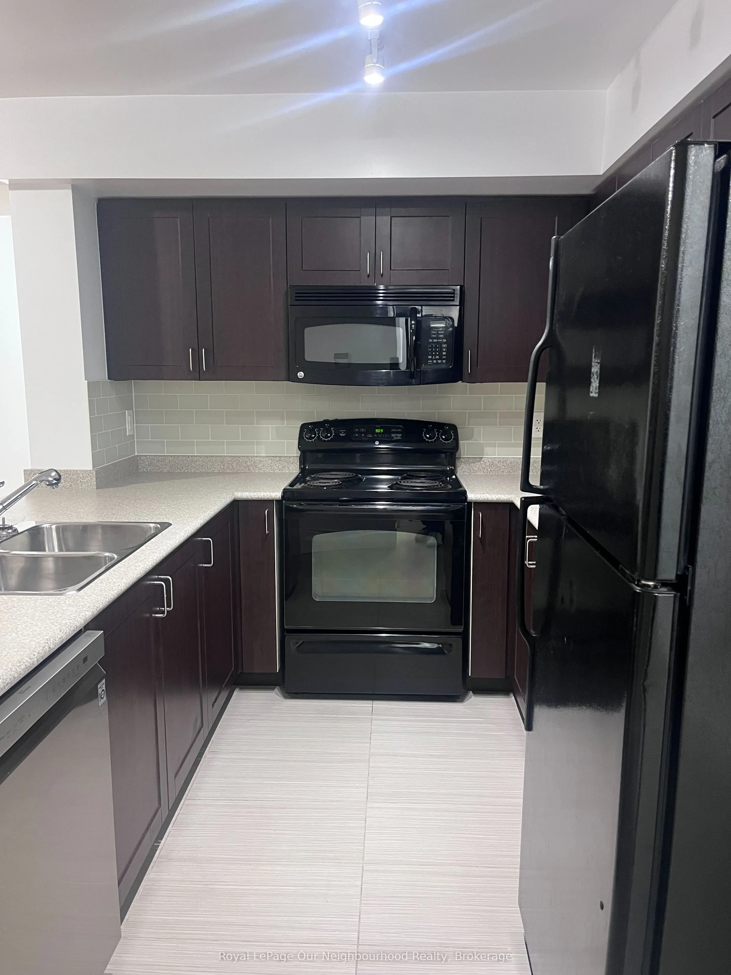 1600 Charles Street #402