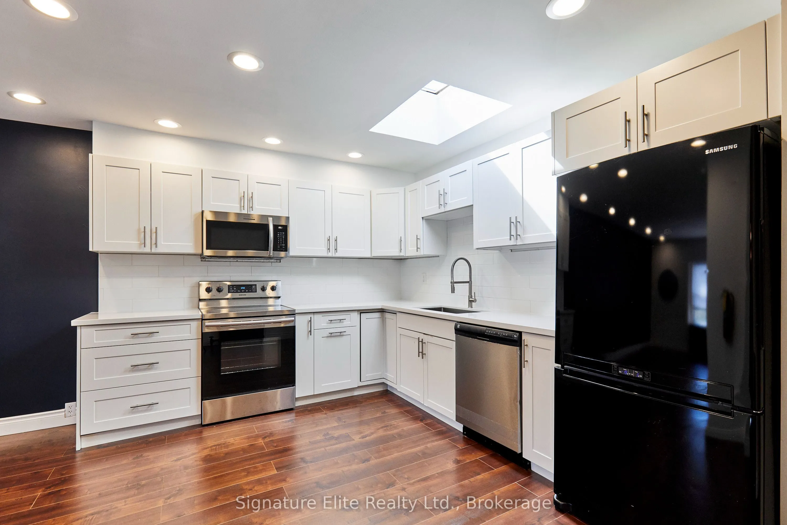 2356 Kingston Road #Upper