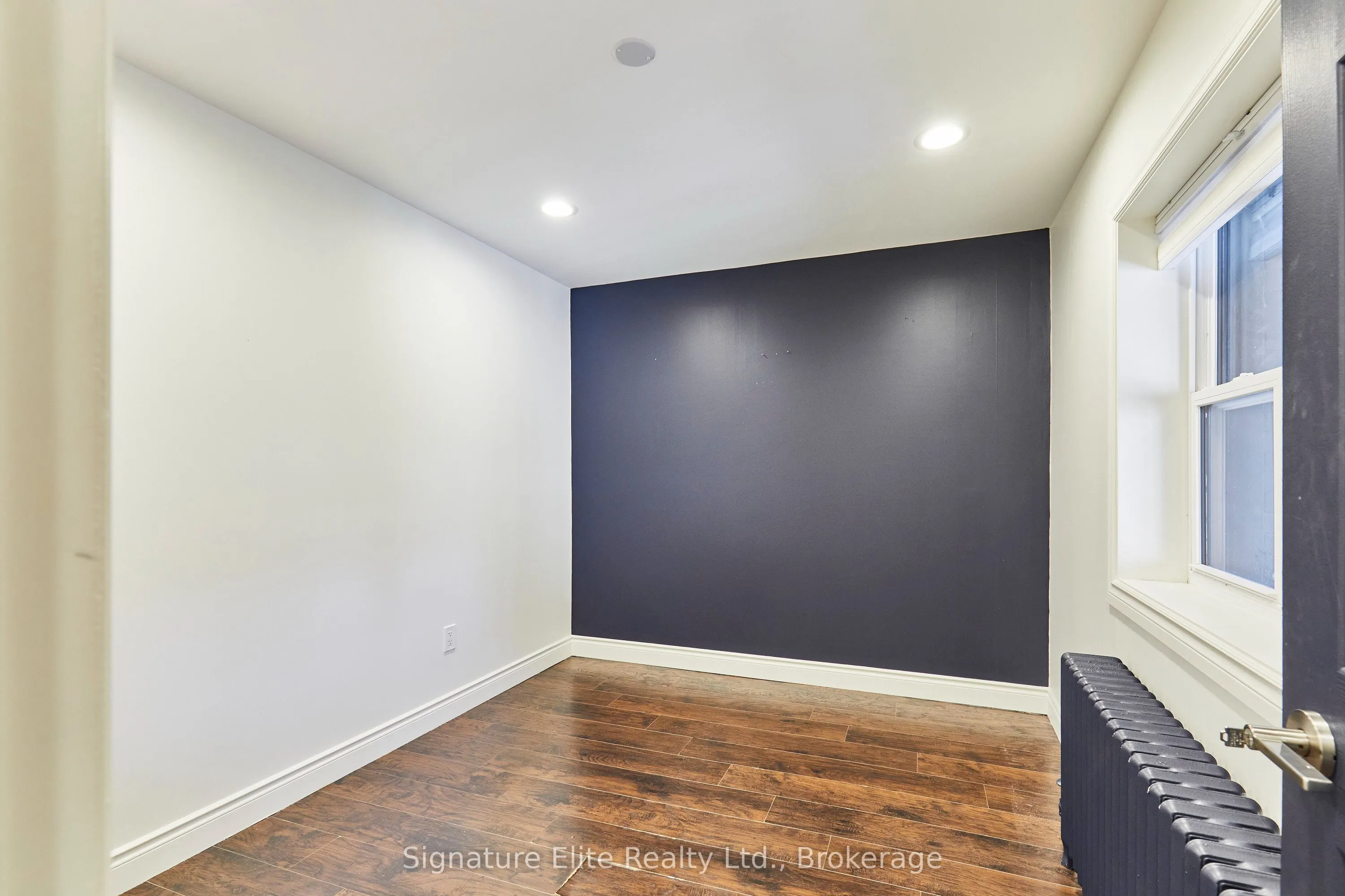 2356 Kingston Road #Upper