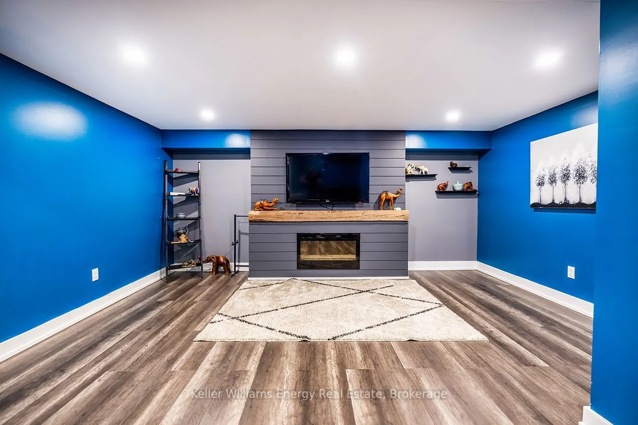 329 Challenger Court