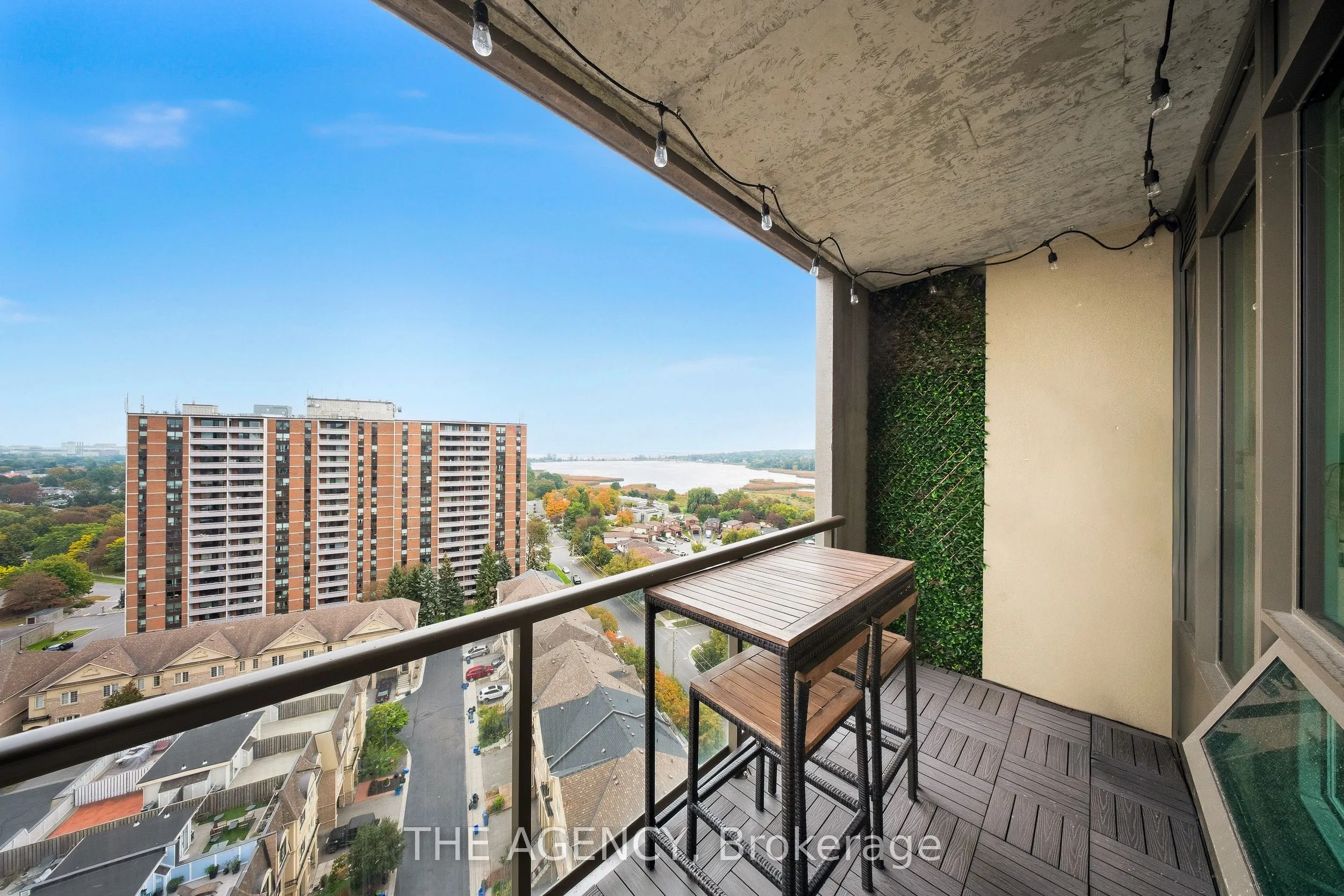 1215 Bayly Street #1406