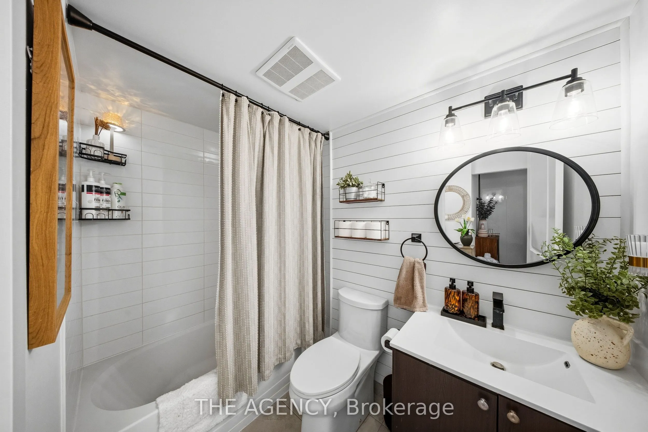 1215 Bayly Street #1406