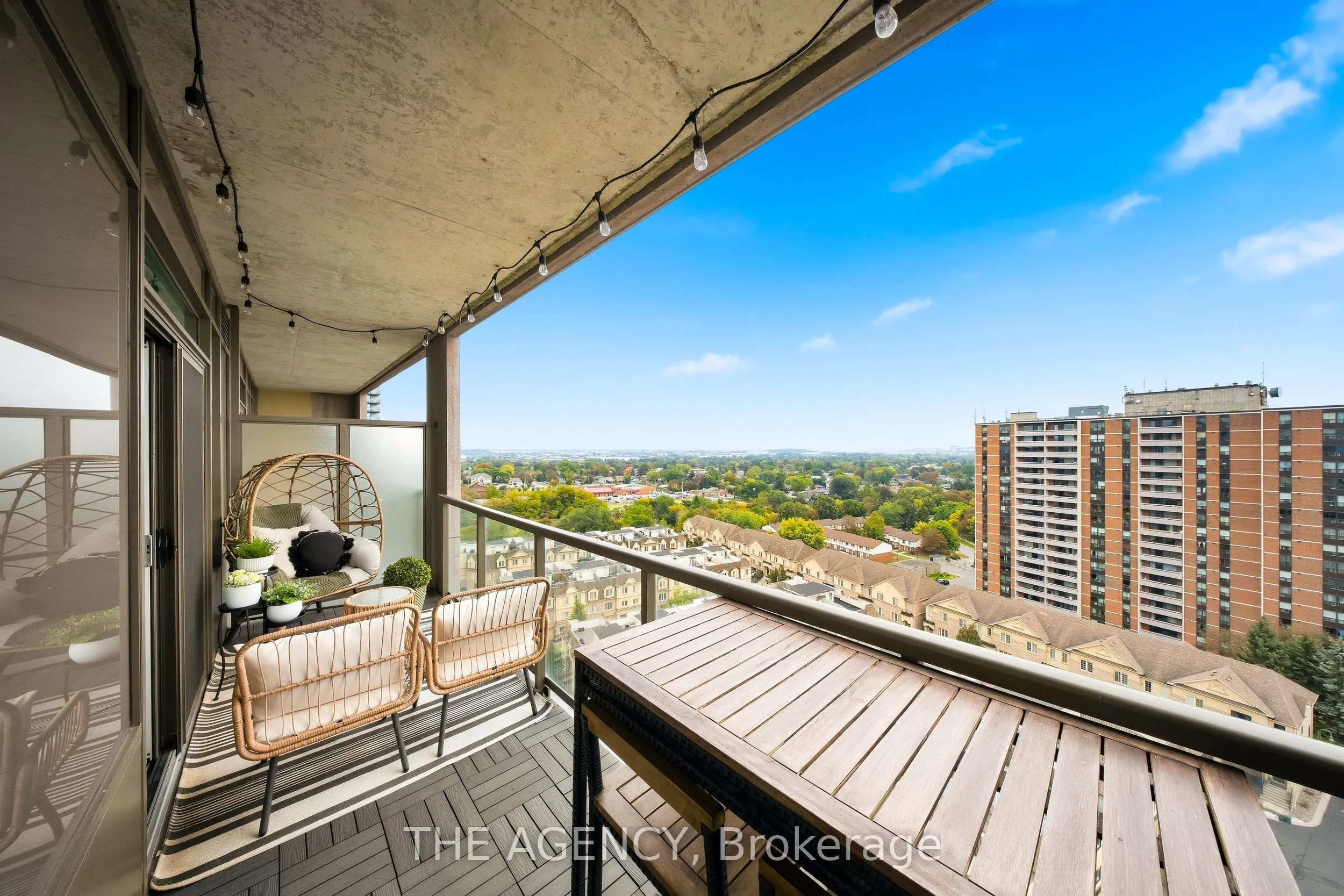 1215 Bayly Street #1406