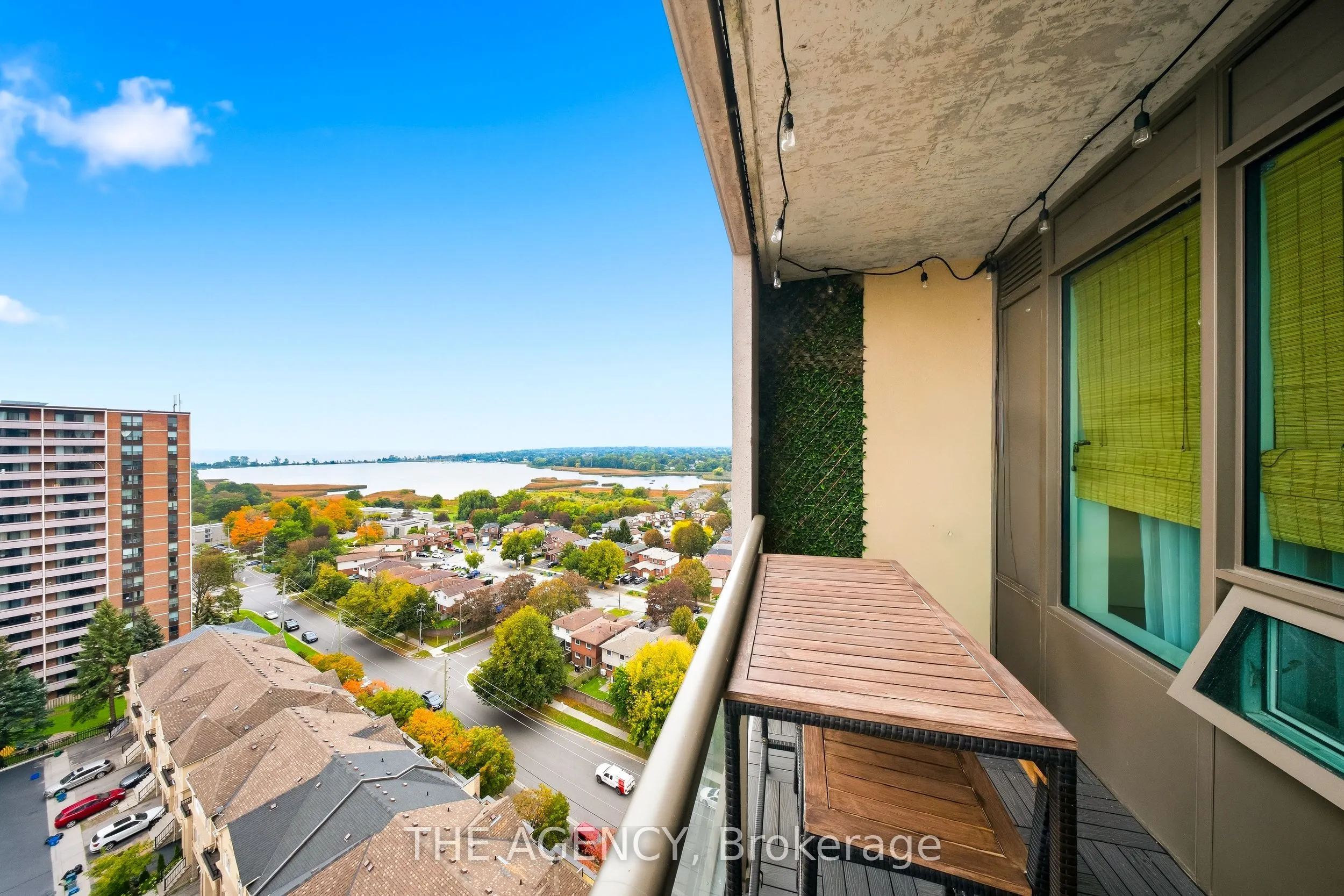 1215 Bayly Street #1406