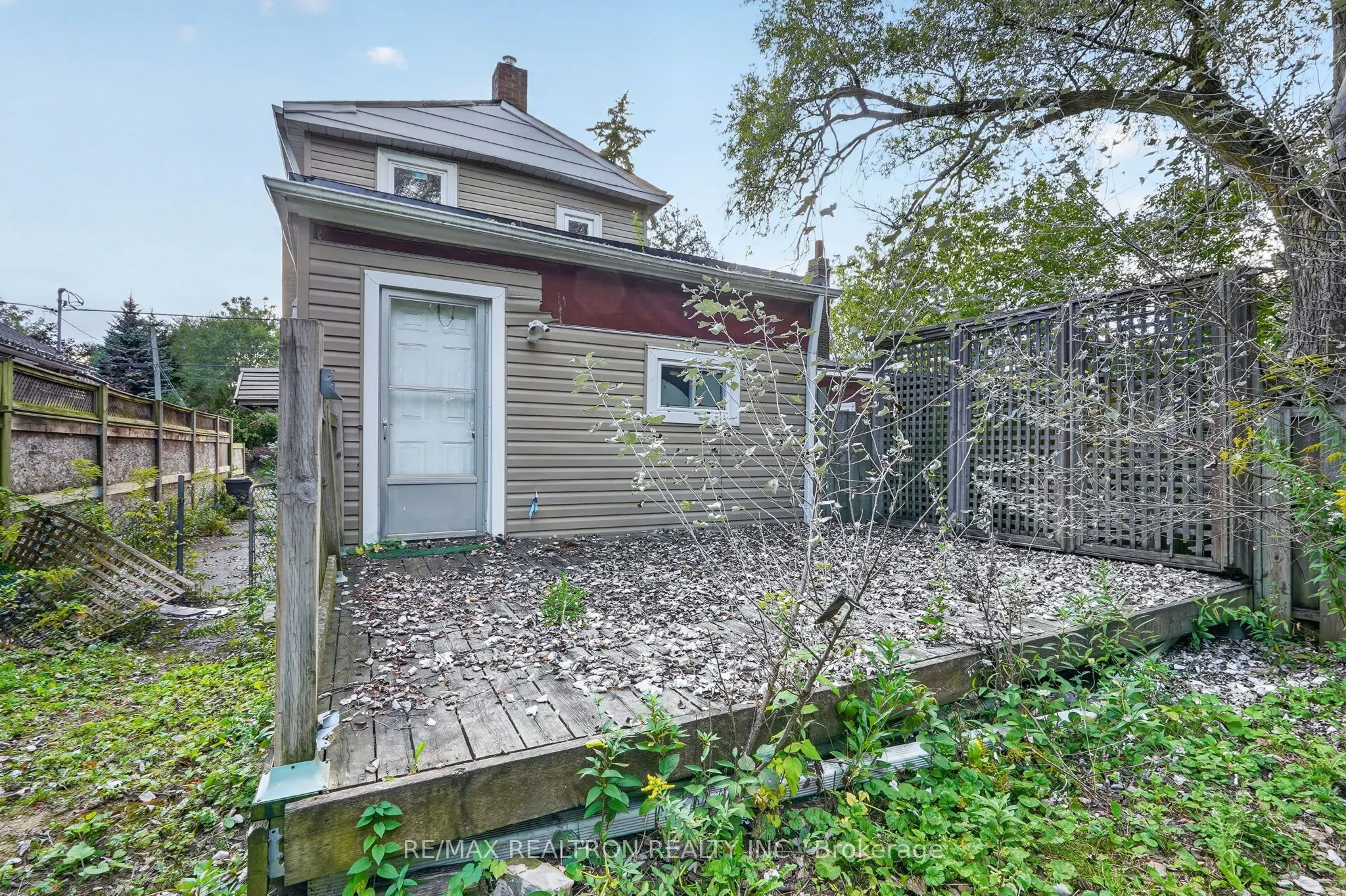 159 Eastwood Avenue
