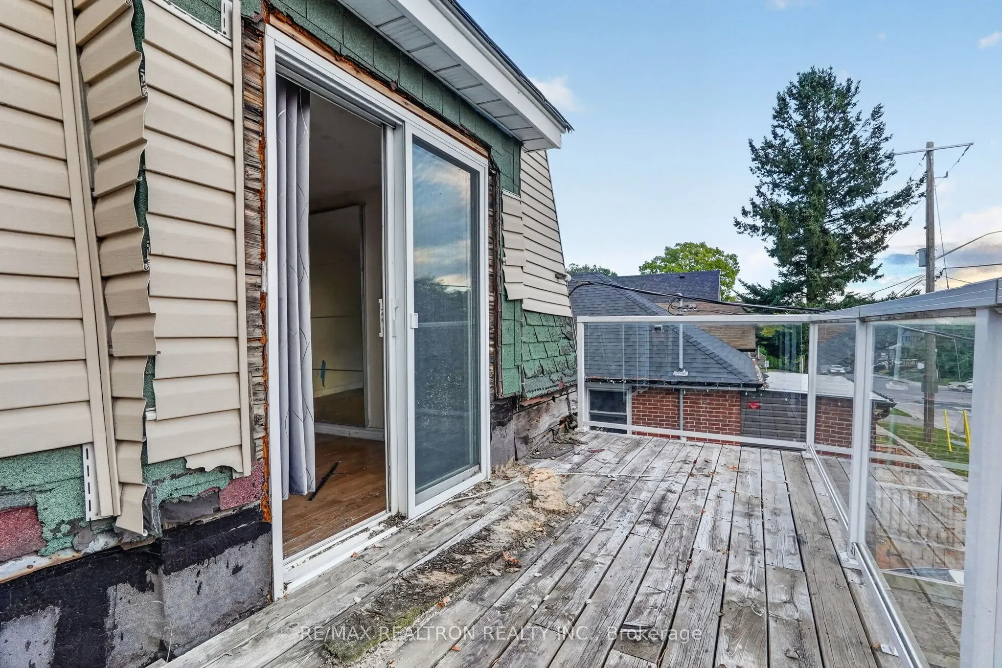 159 Eastwood Avenue