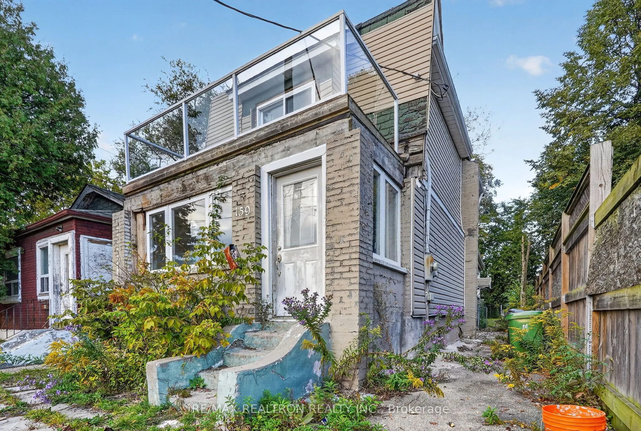 159 Eastwood Avenue