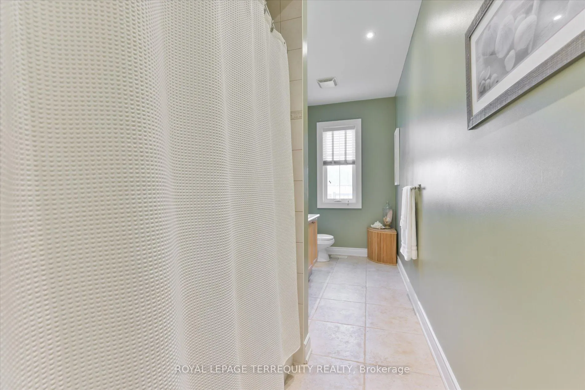 55 Rushbrooke Way #Room 2