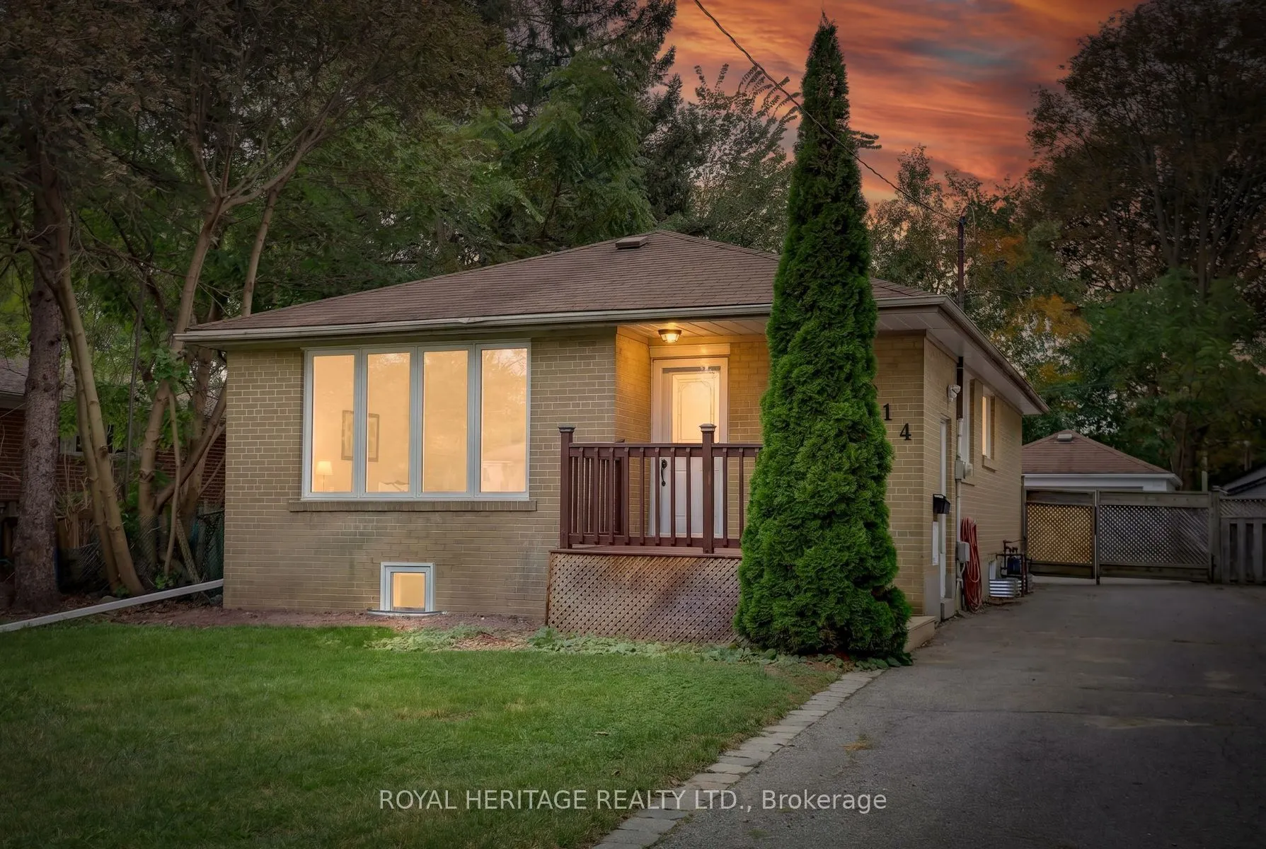914 Donovan Crescent