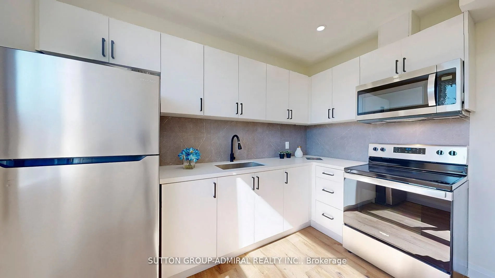 1930 Queen Street E #Upper 1