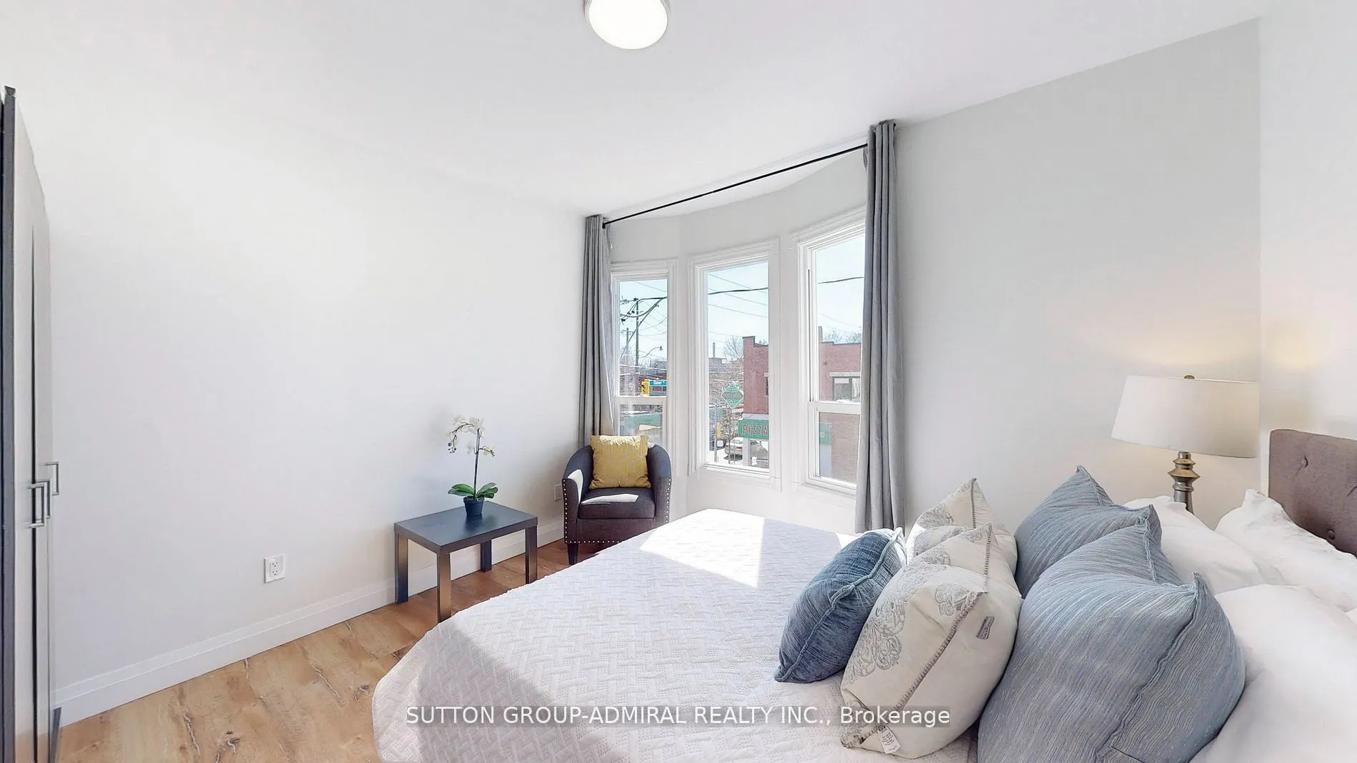 1930 Queen Street E #Upper 1