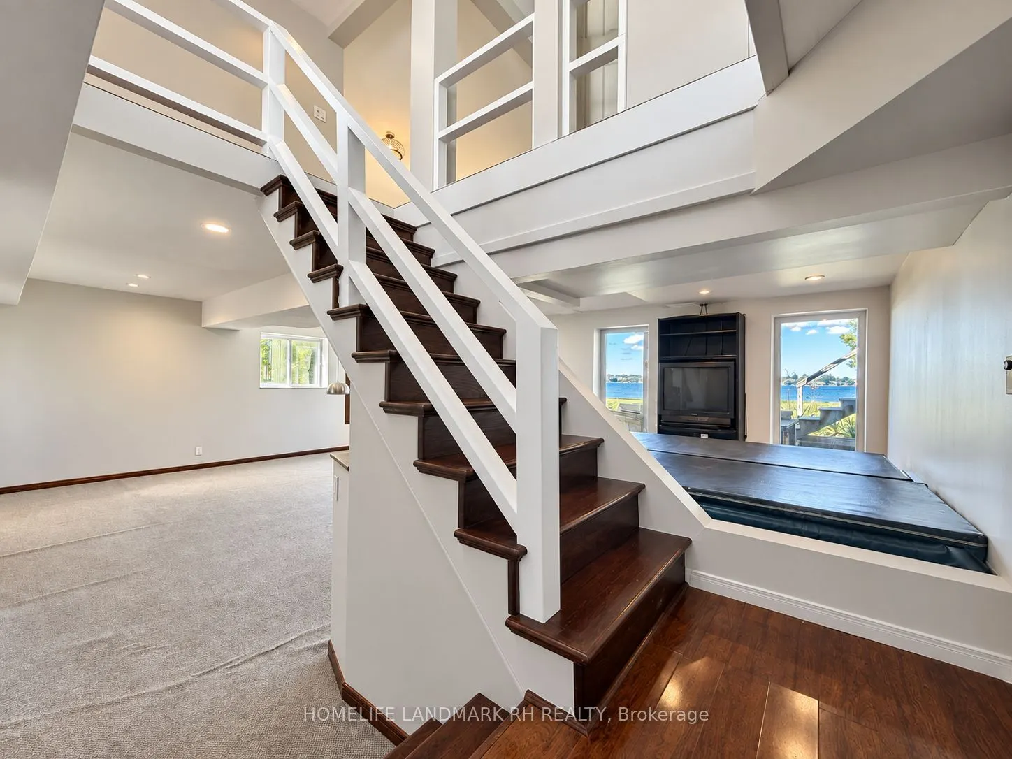 186 Spring Boulevard