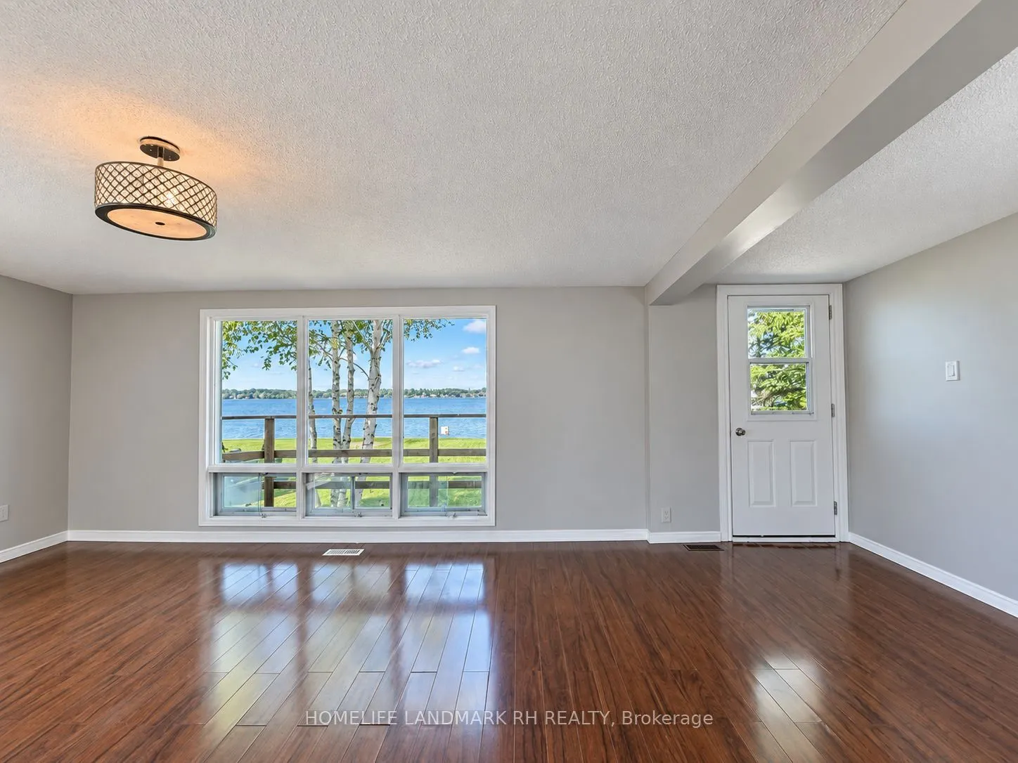 186 Spring Boulevard