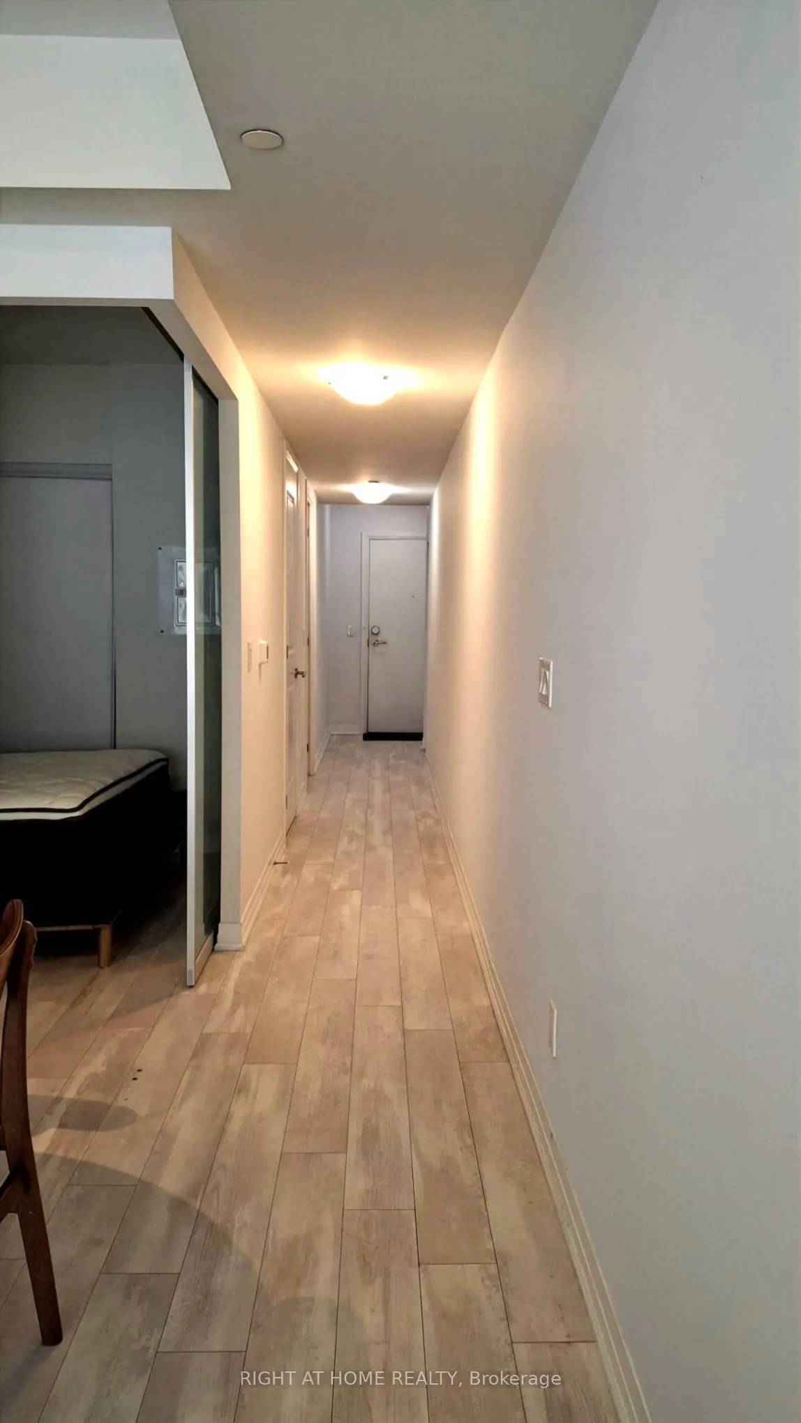 1630 Queen Street E #211