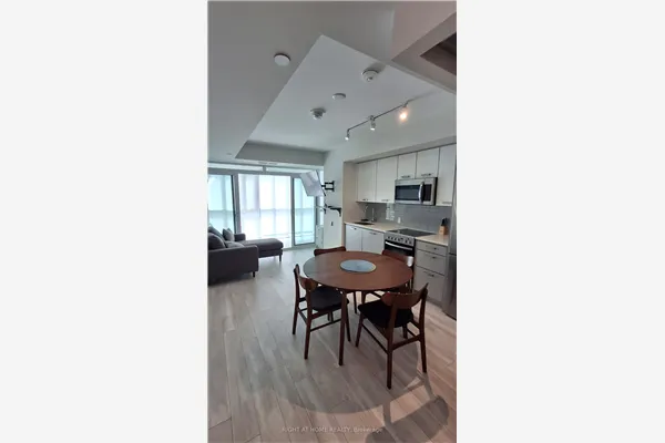 1630 Queen Street E #211