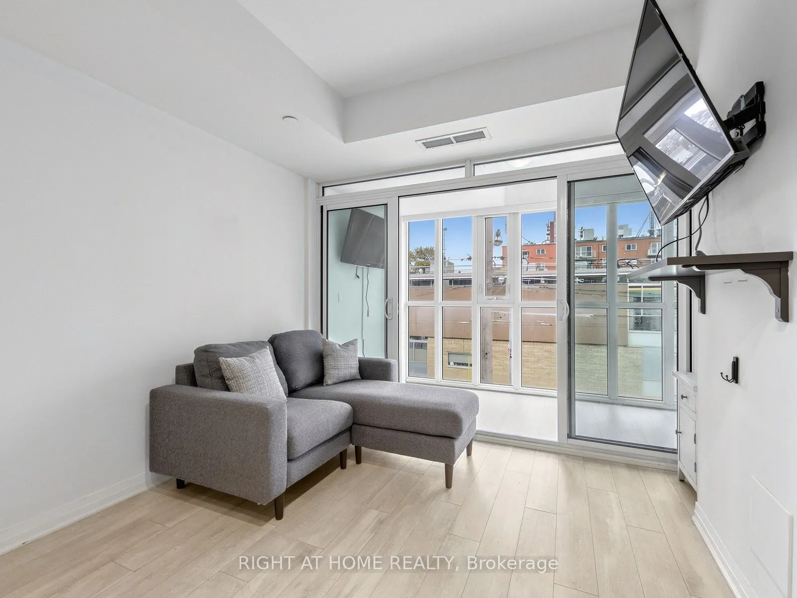 1630 Queen Street E #211
