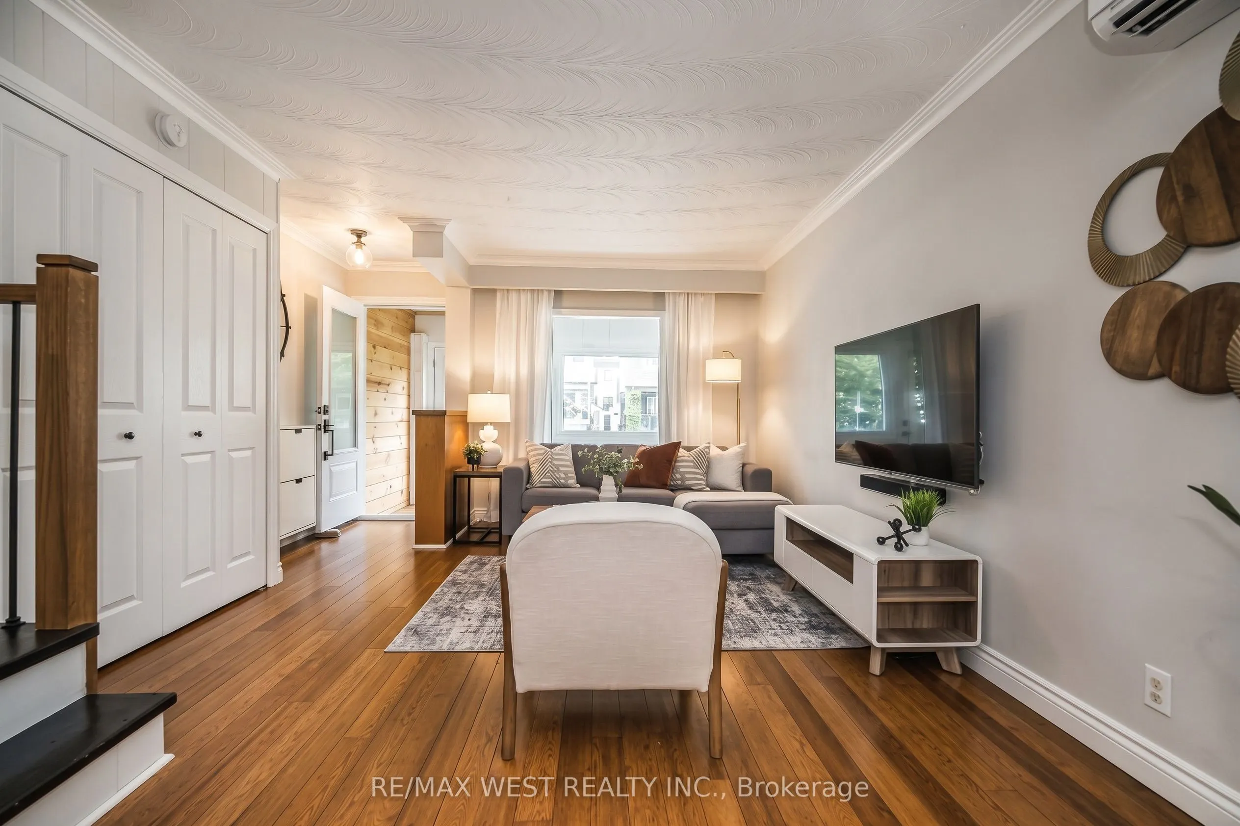 316 Monarch Park Avenue