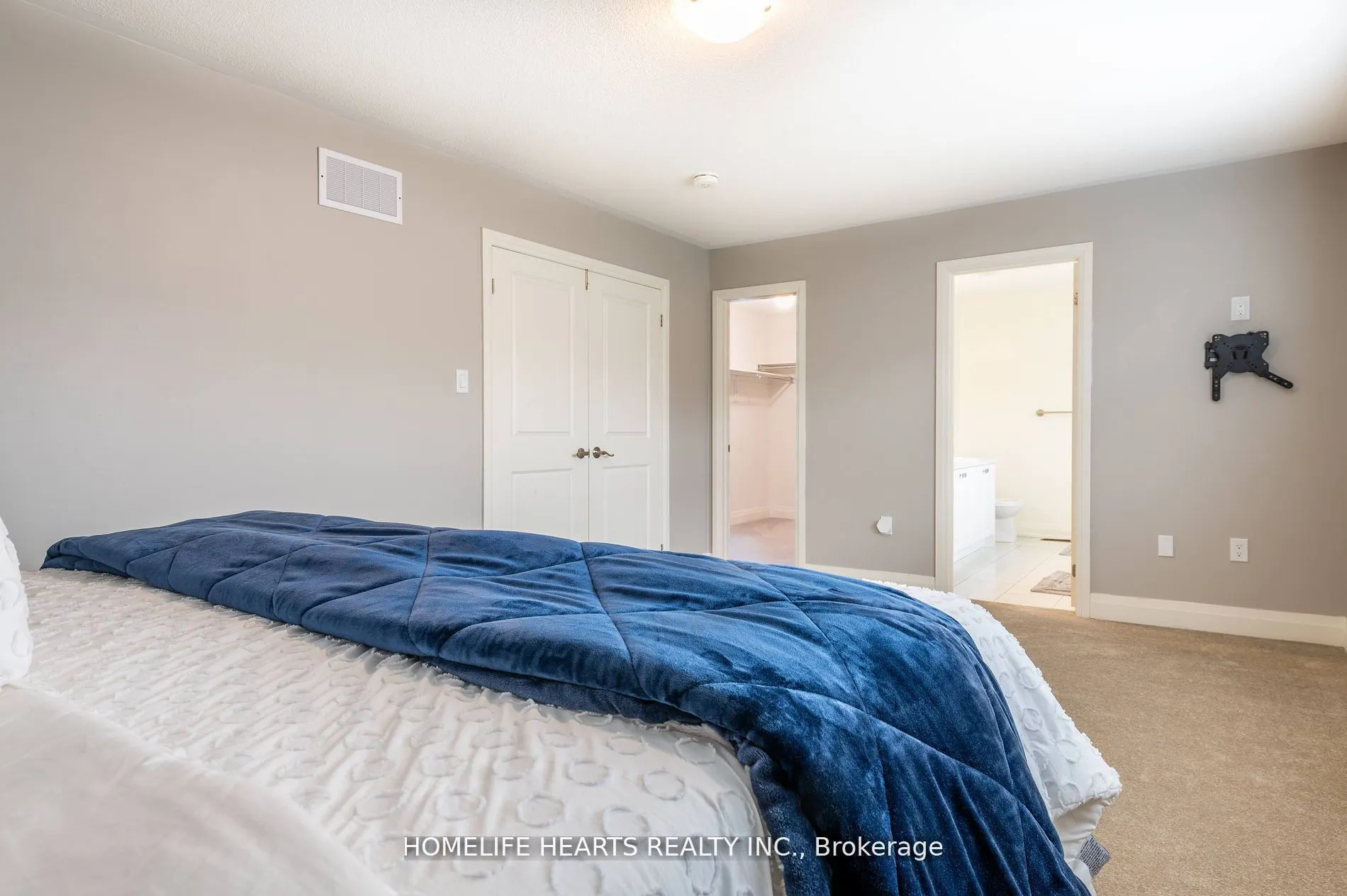 21 Hassard Short Lane
