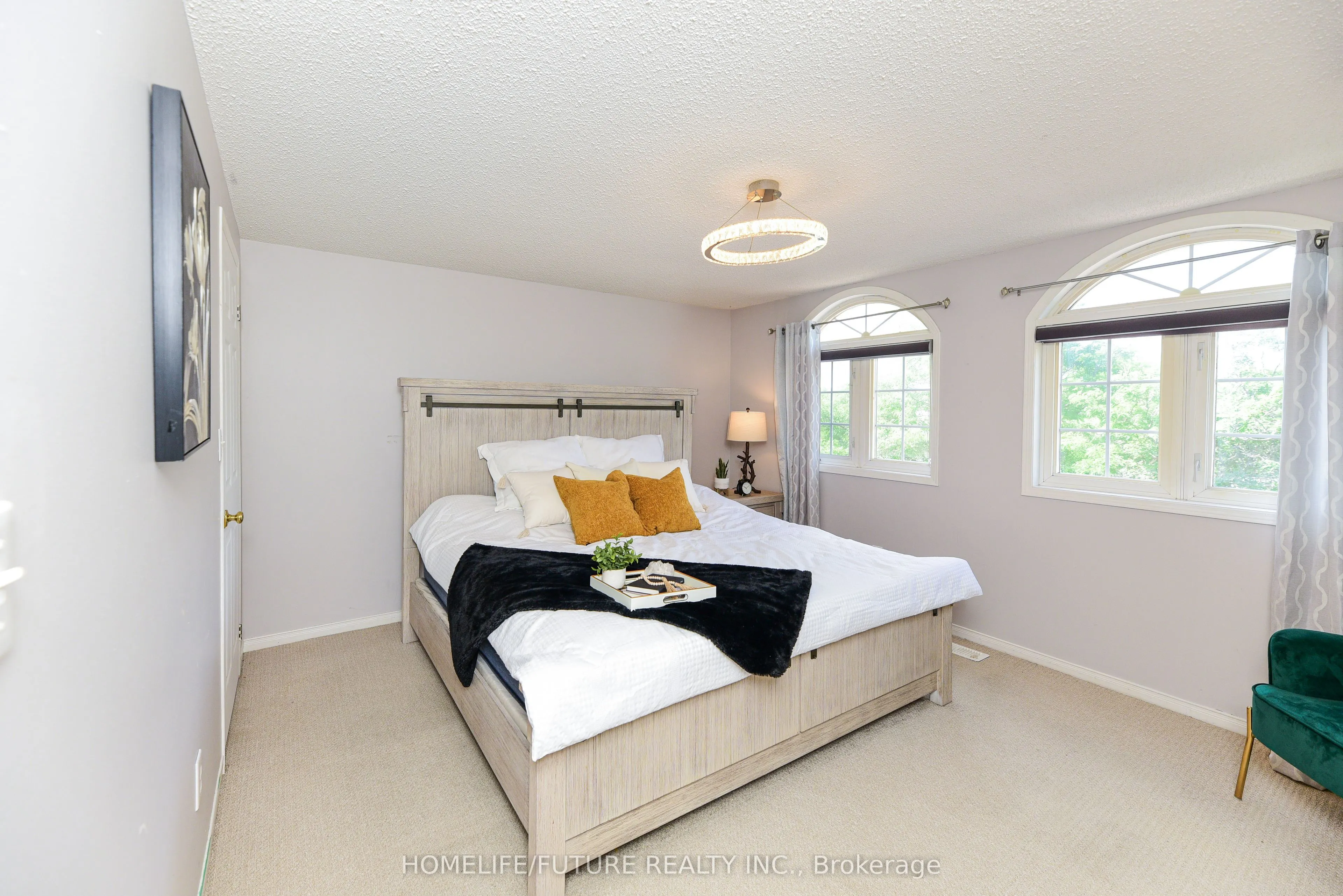 1404 Trowbridge Drive