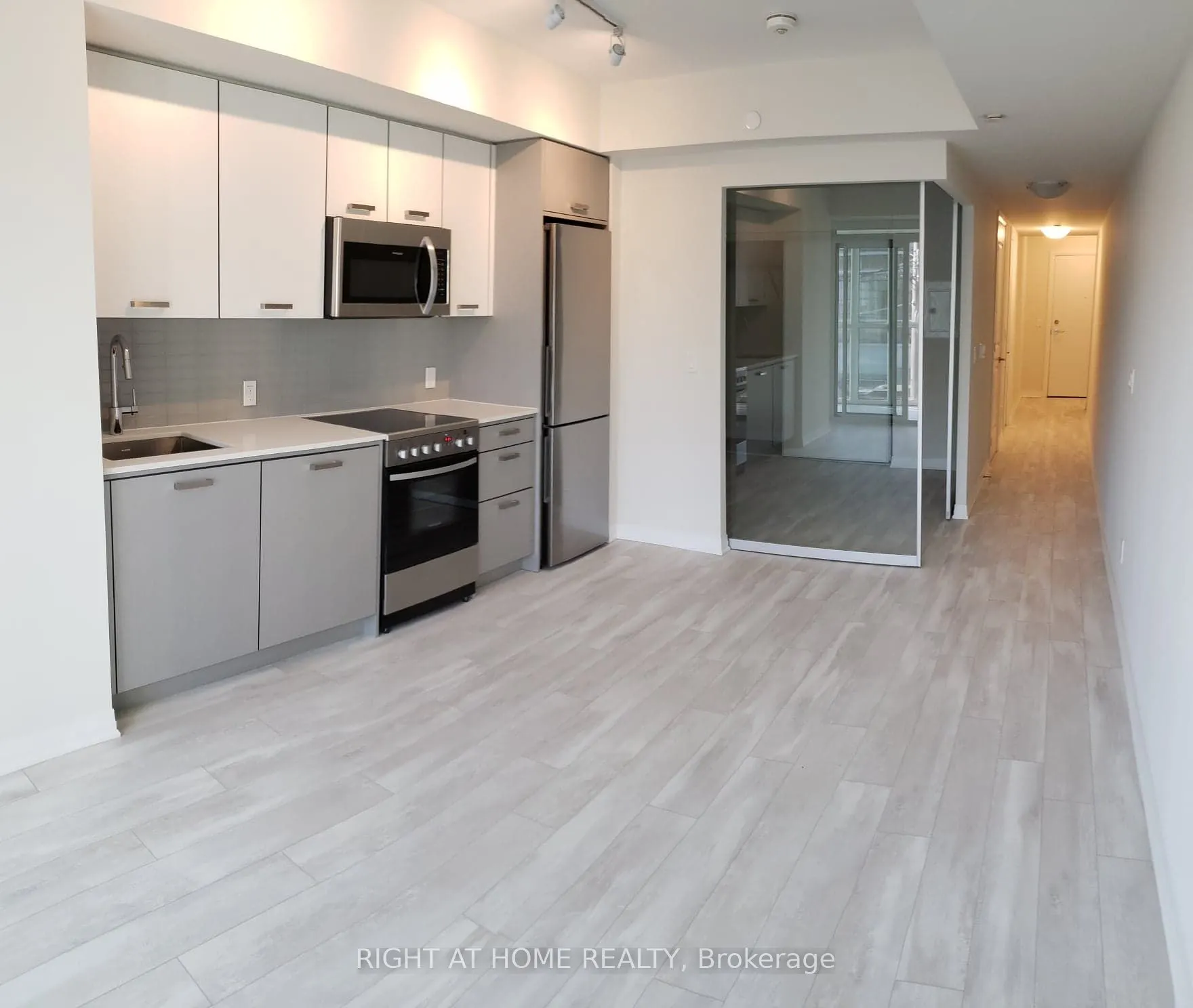 1630 Queen Street E #211