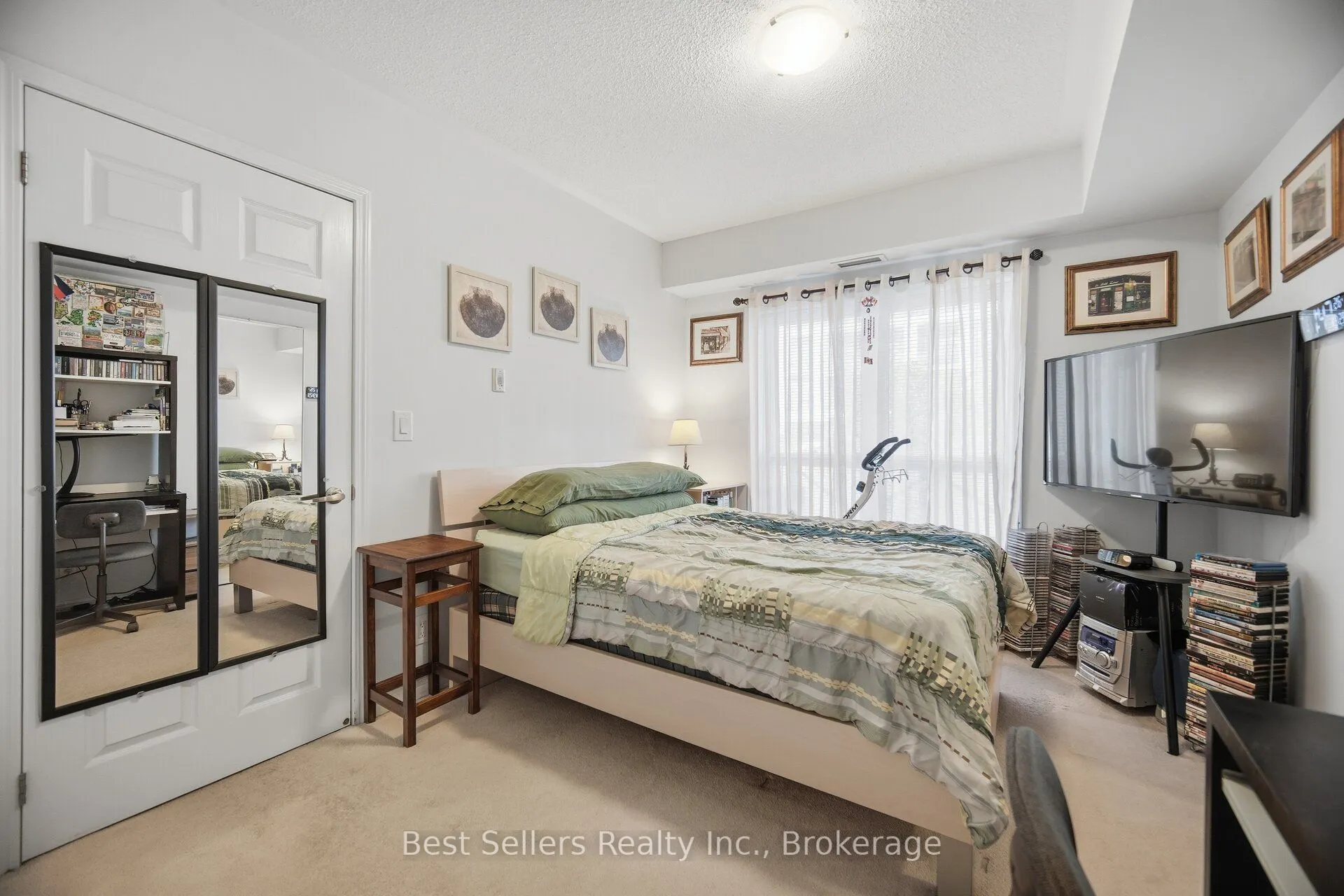 60 Mendelssohn Street #220