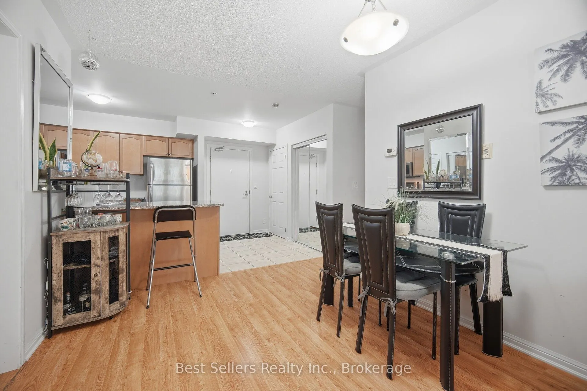 60 Mendelssohn Street #220