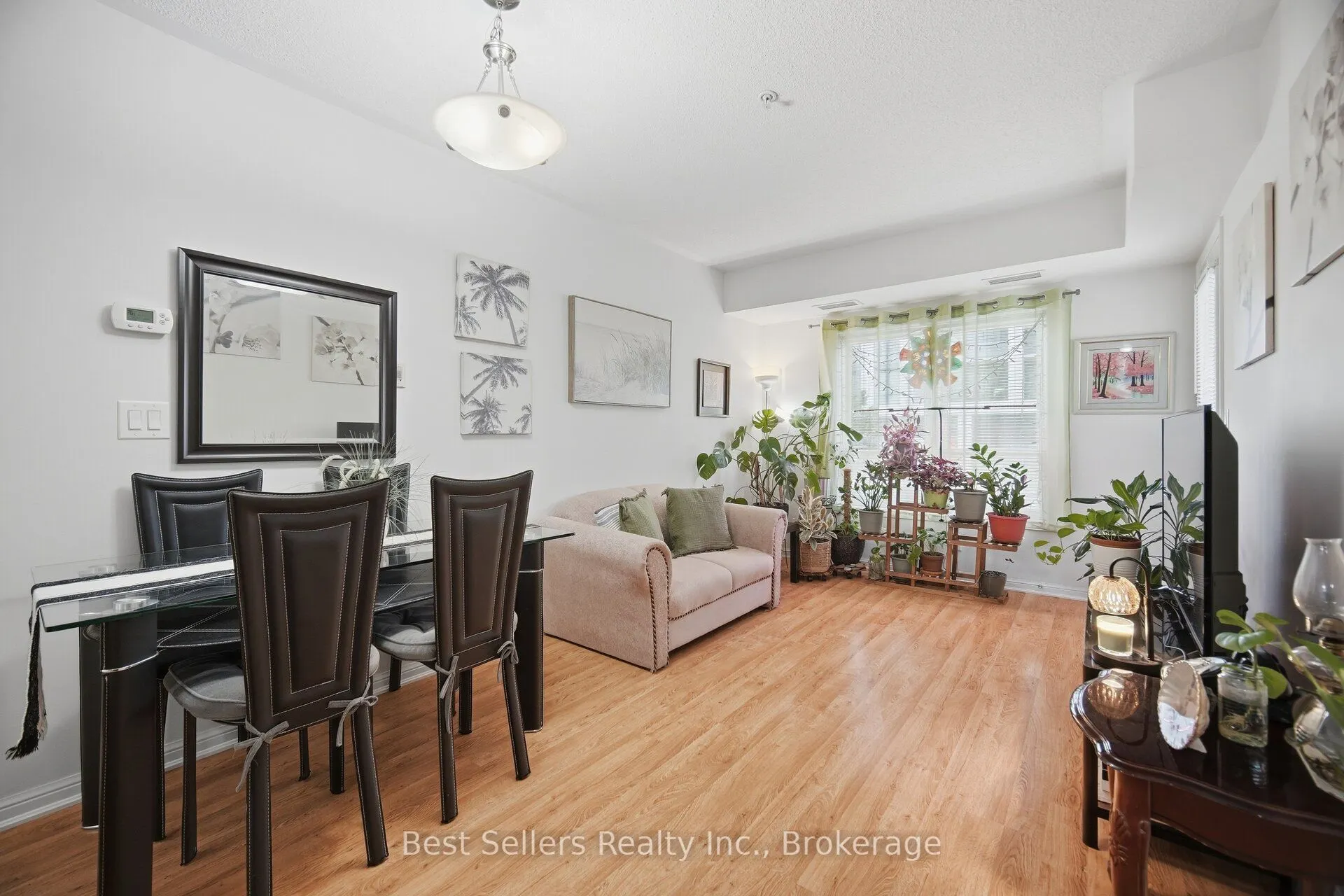 60 Mendelssohn Street #220