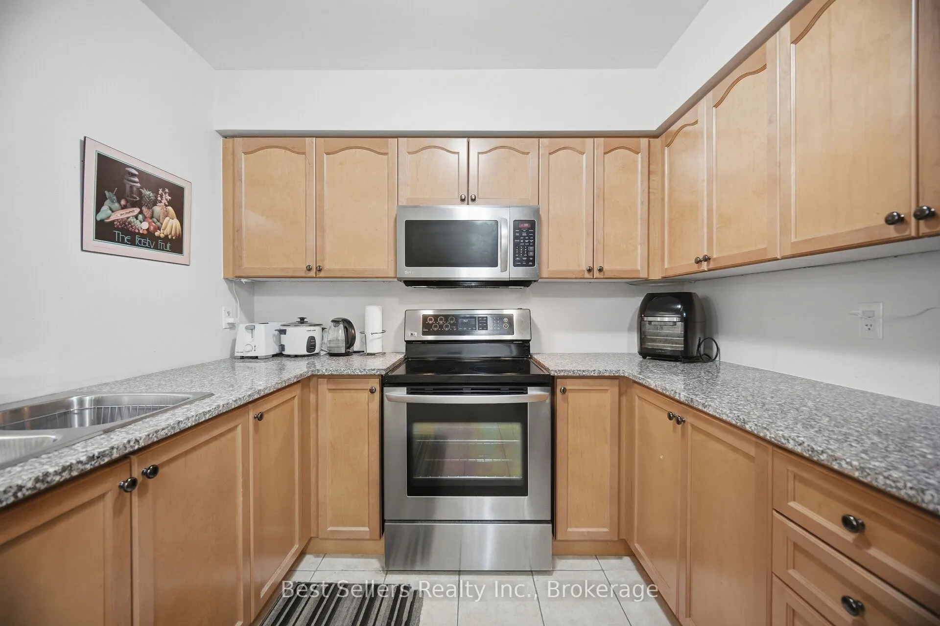 60 Mendelssohn Street #220