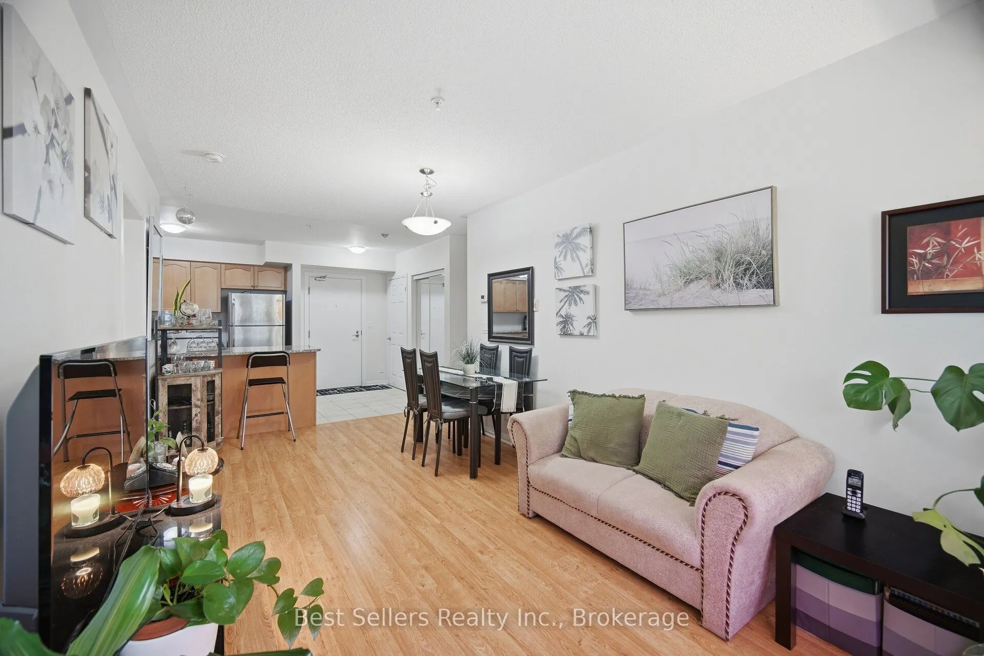 60 Mendelssohn Street #220