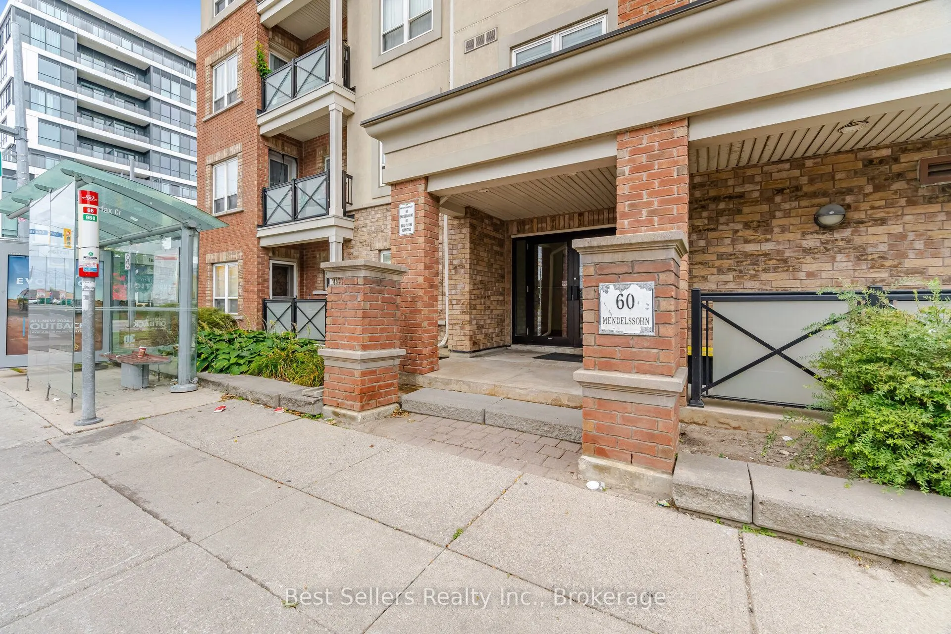 60 Mendelssohn Street #220