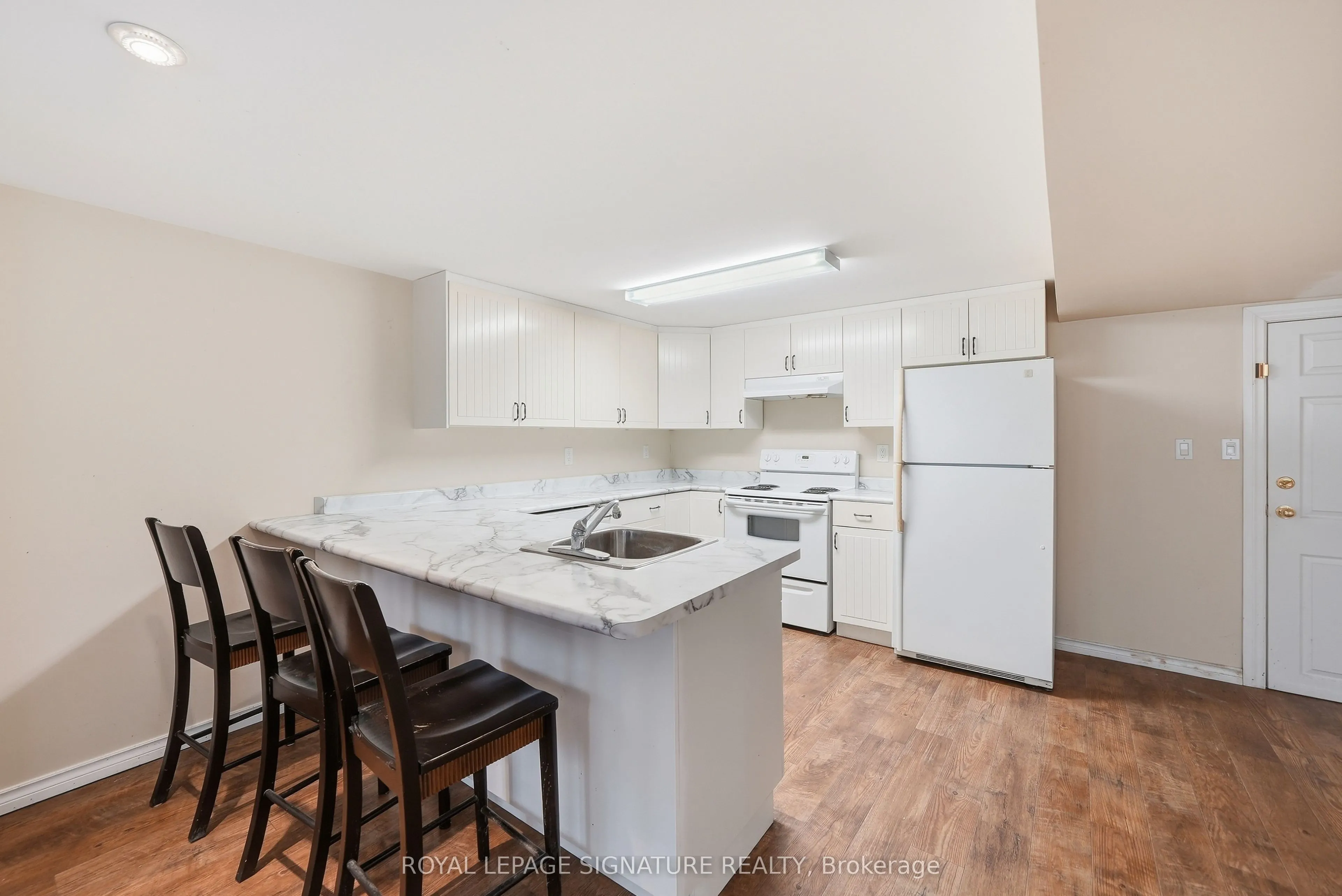 531 Rodd Avenue #Lower