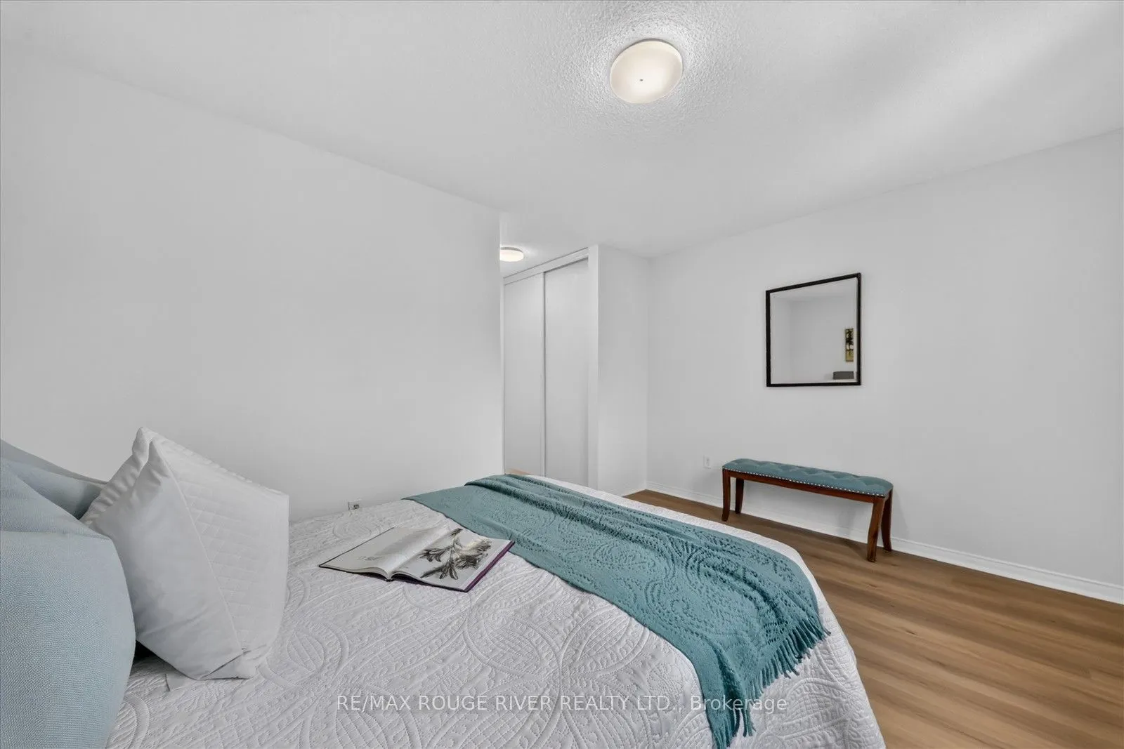 211 Ponymeadow Terrace