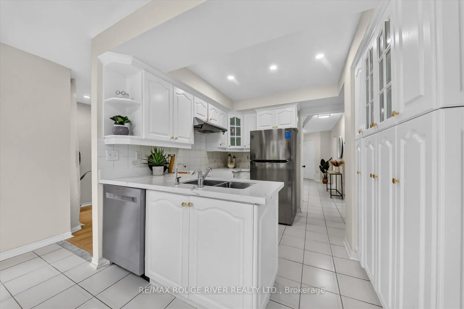 211 Ponymeadow Terrace