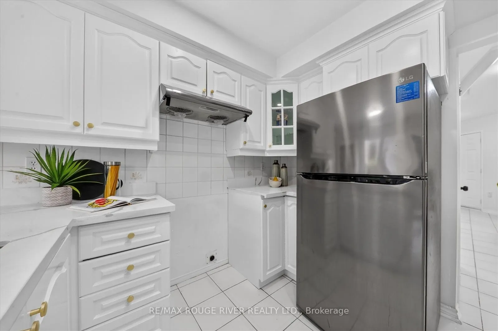 211 Ponymeadow Terrace